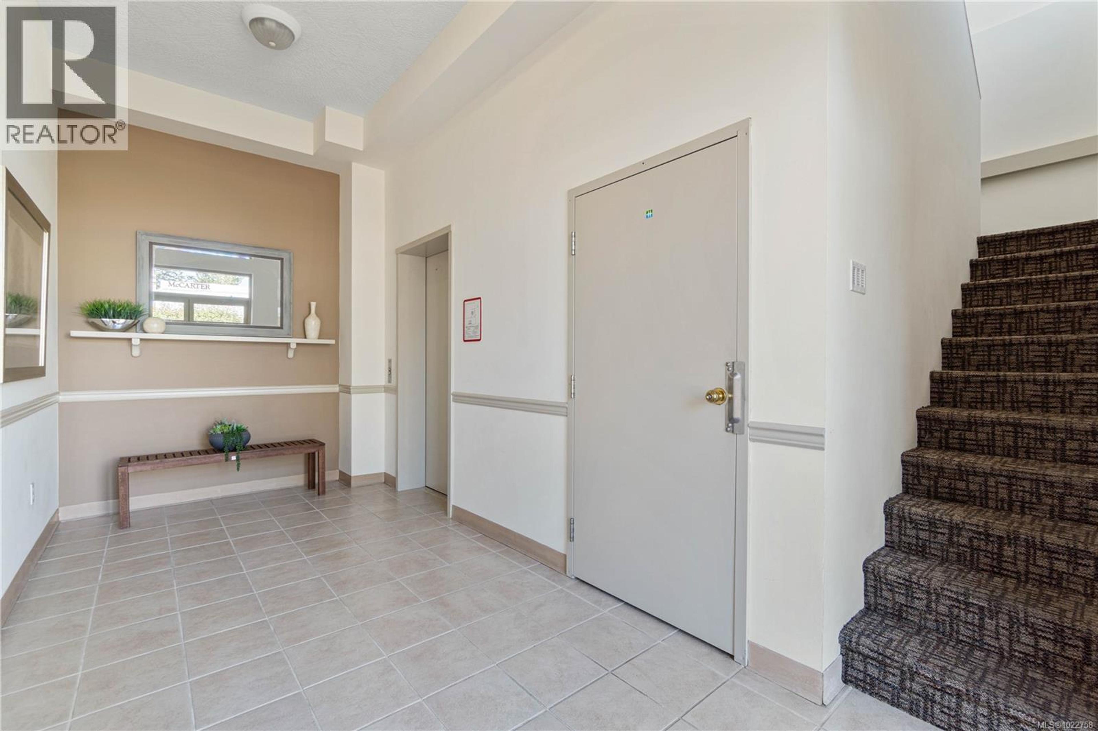 #207 125 MCCARTER ST - 27