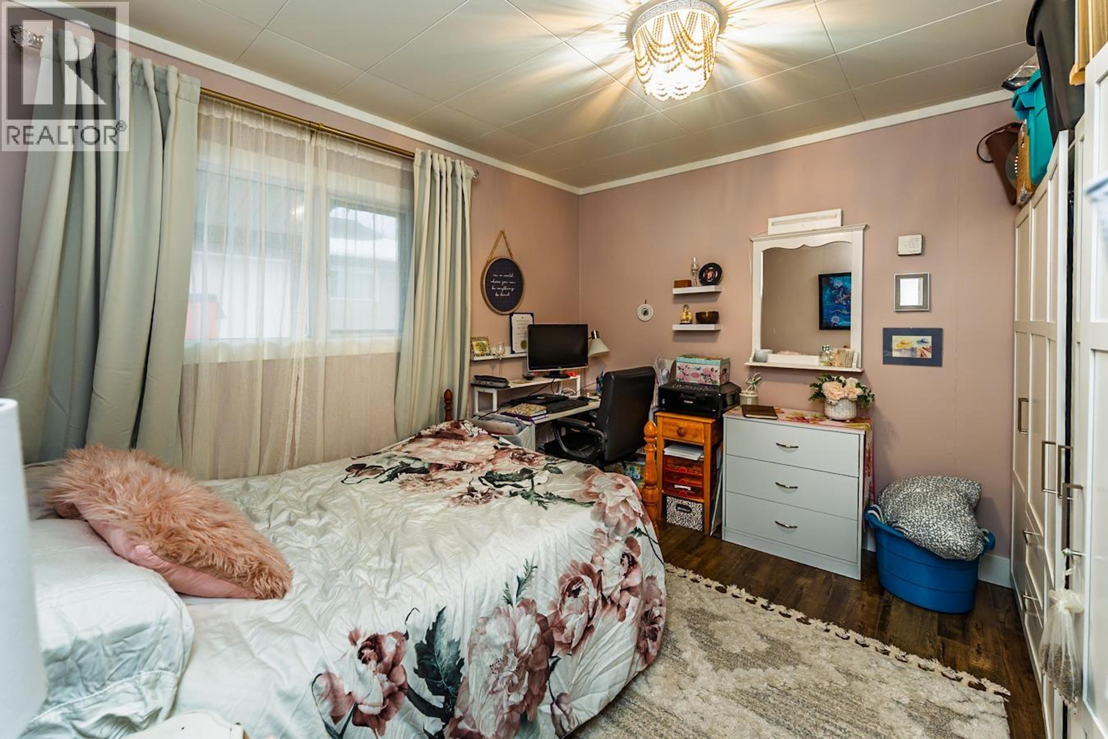 2373 REGENTS CRESCENT - 10