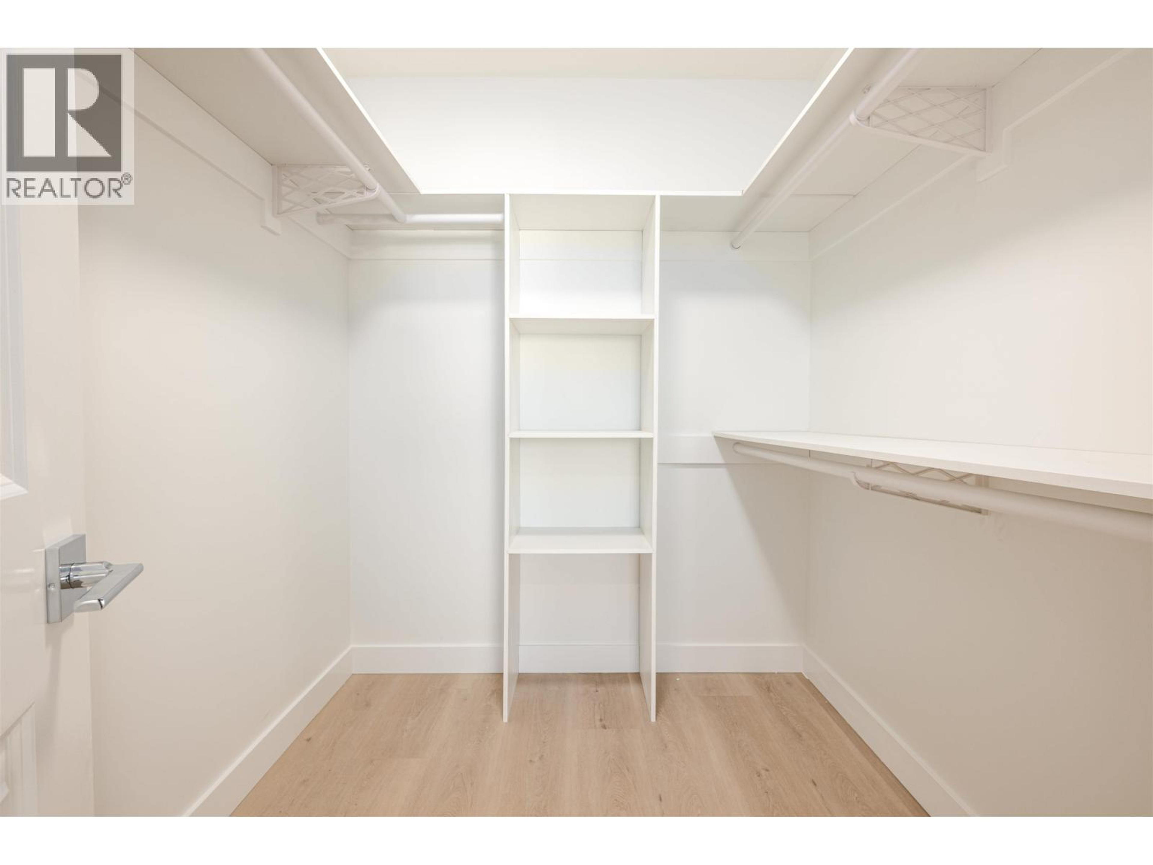 #101 7785 SOUTHRIDGE AVENUE - 20