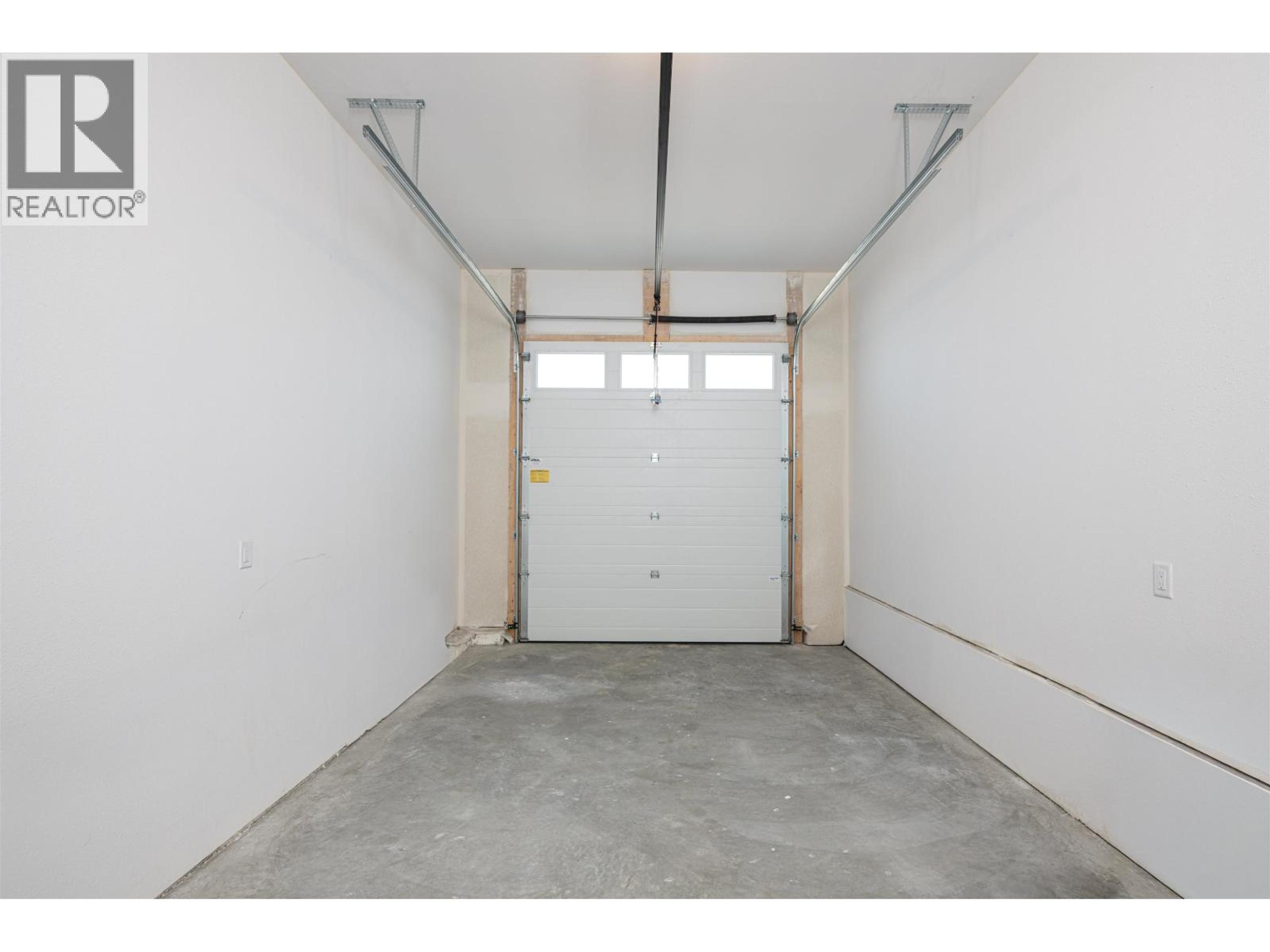 #102 7785 SOUTHRIDGE AVENUE - 30