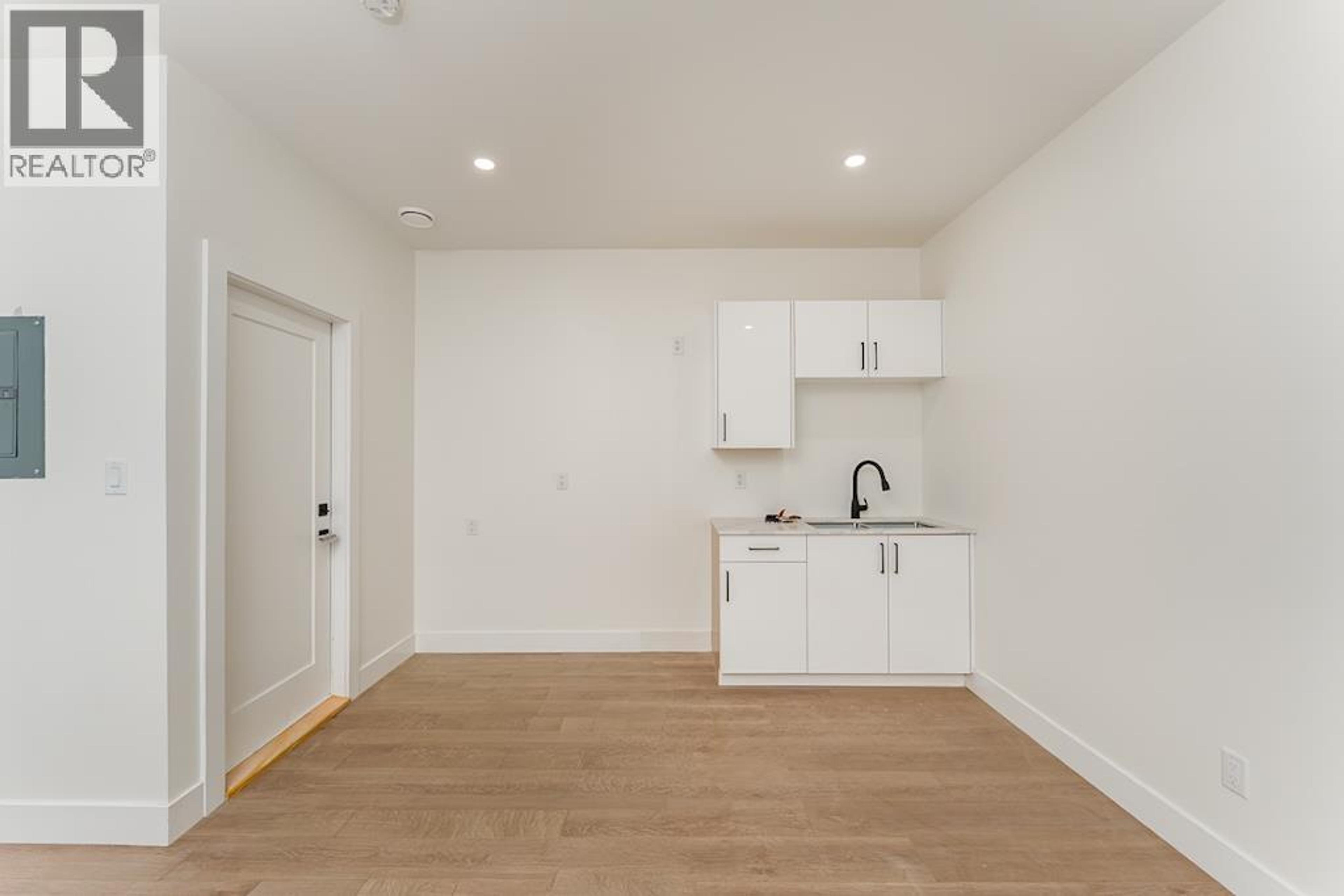 ##1202 2395 ROWE STREET - 28