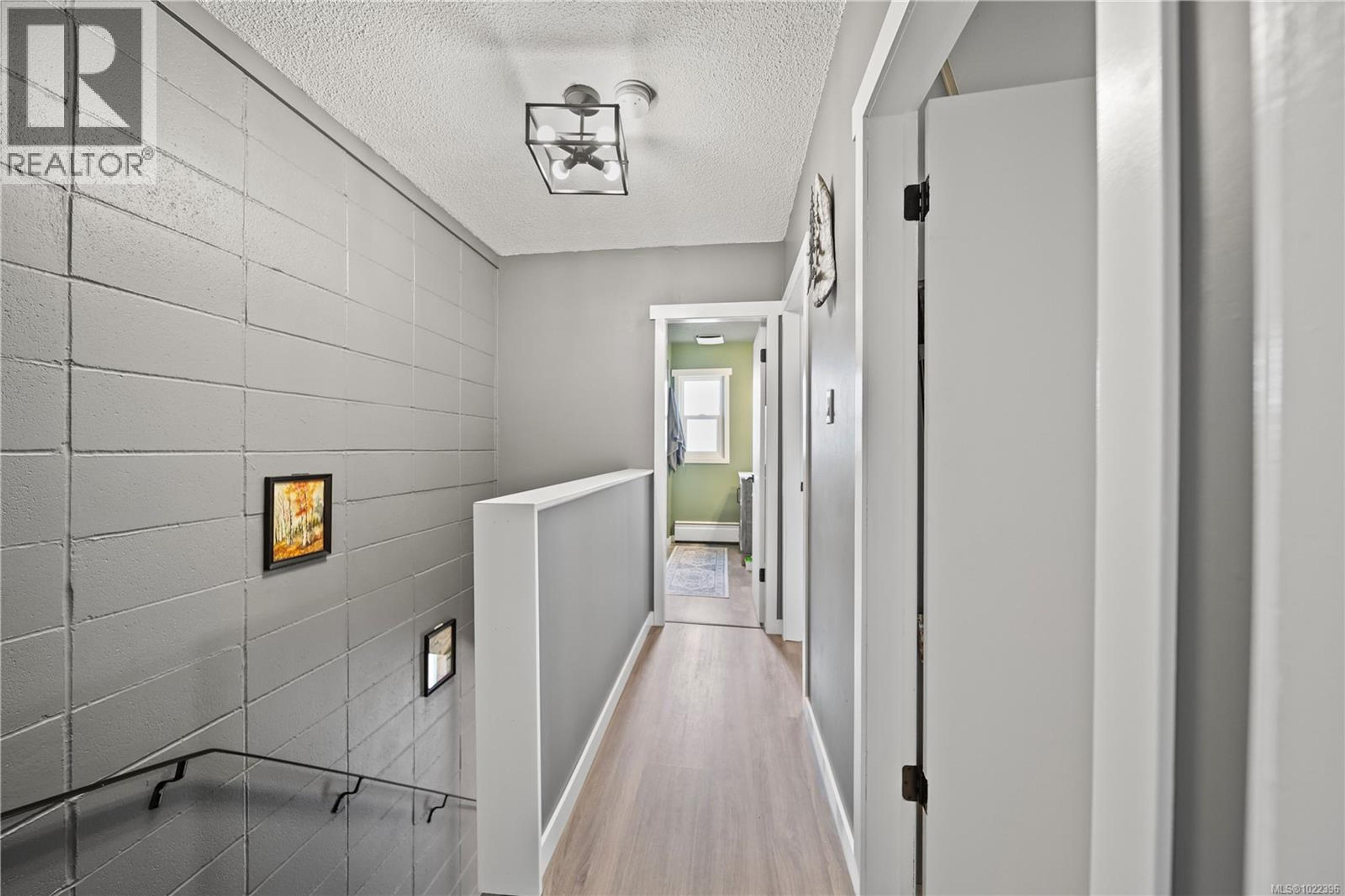 #43 4110 KENDALL AVE - 16