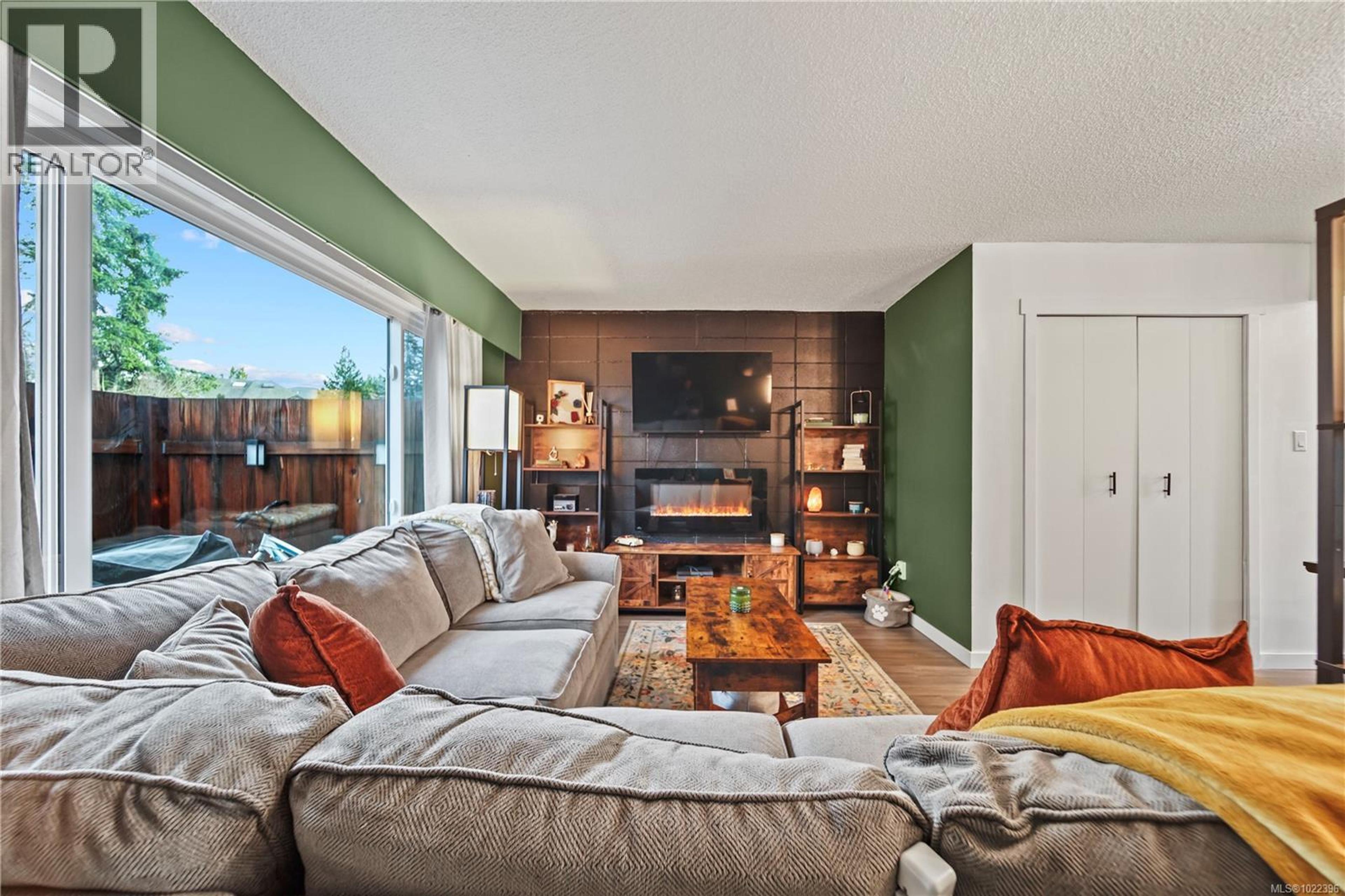 #43 4110 KENDALL AVE - 12