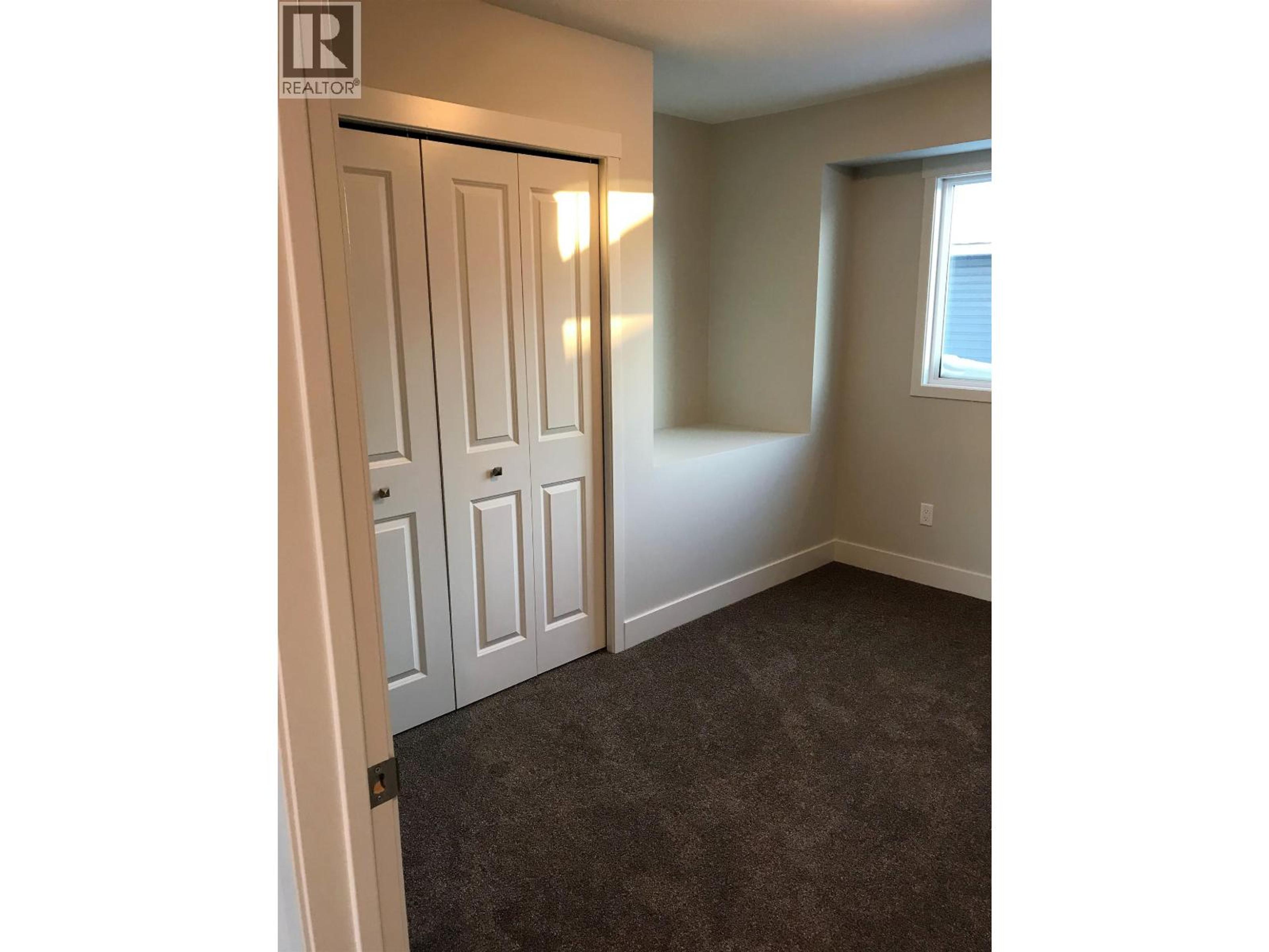 8616 81A STREET - Image 4