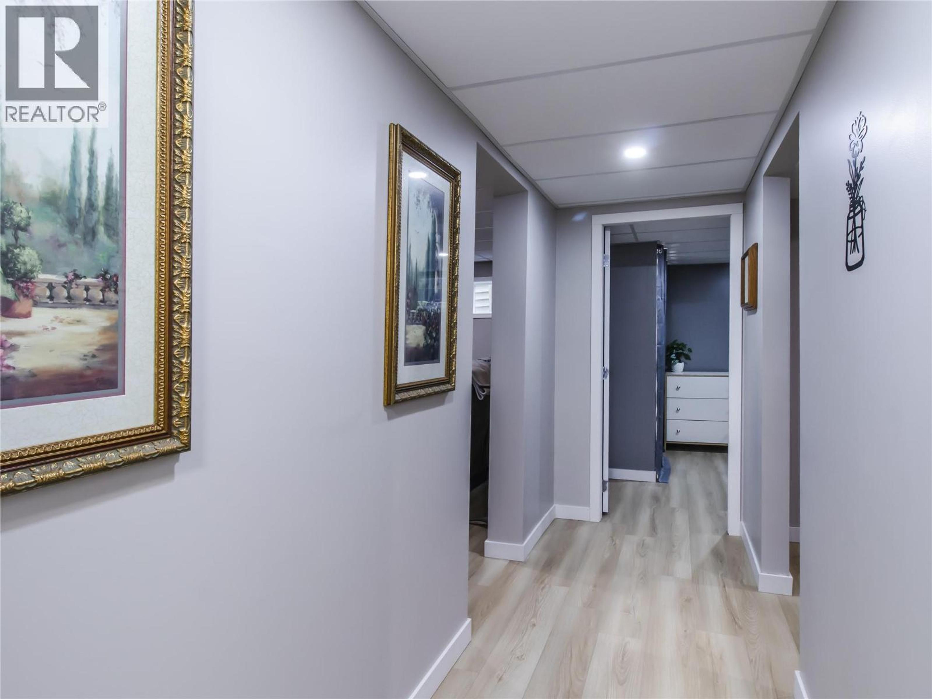 2876 JUNIPER CRESCENT - 30