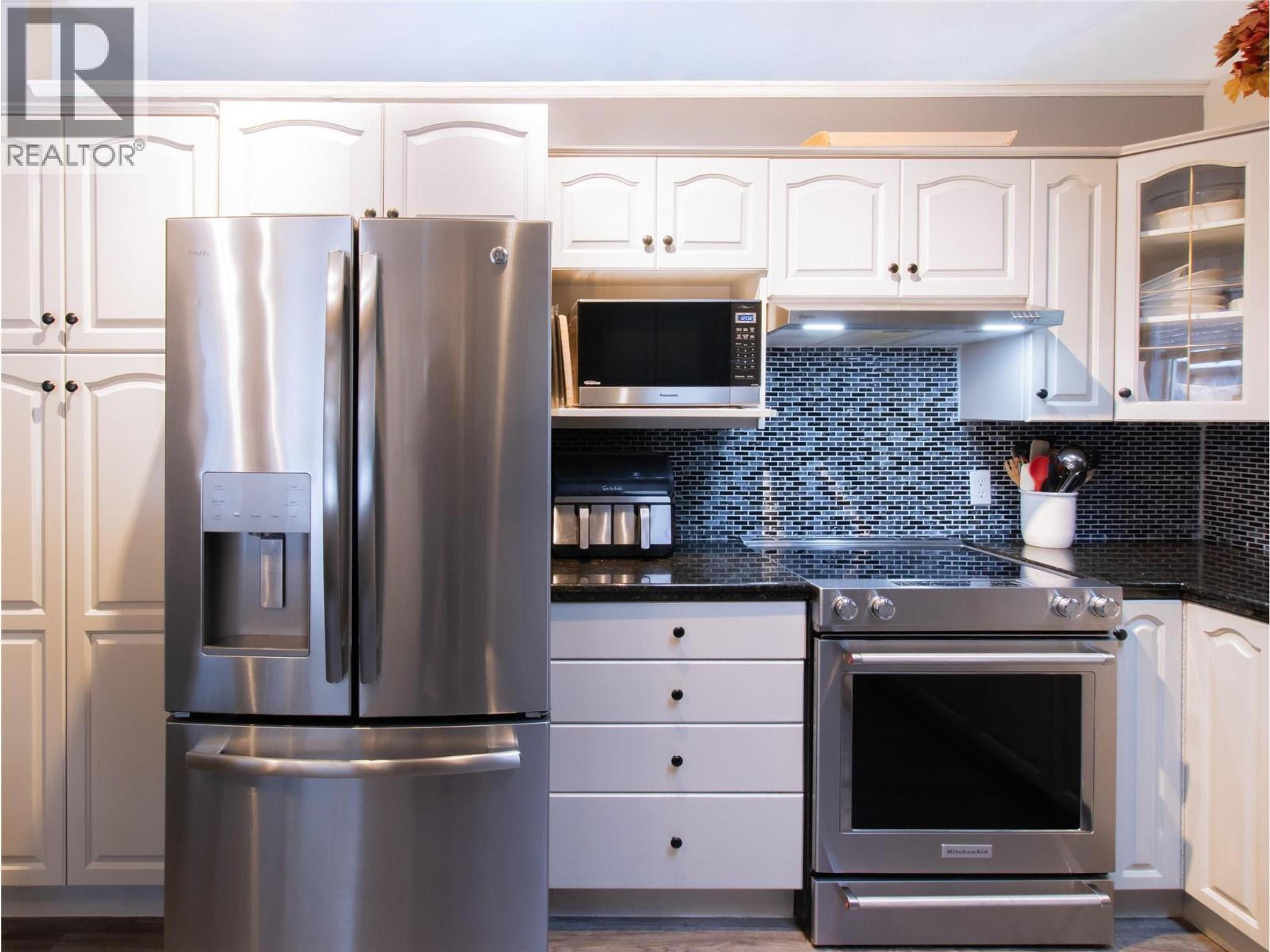 2876 JUNIPER CRESCENT - Image 3