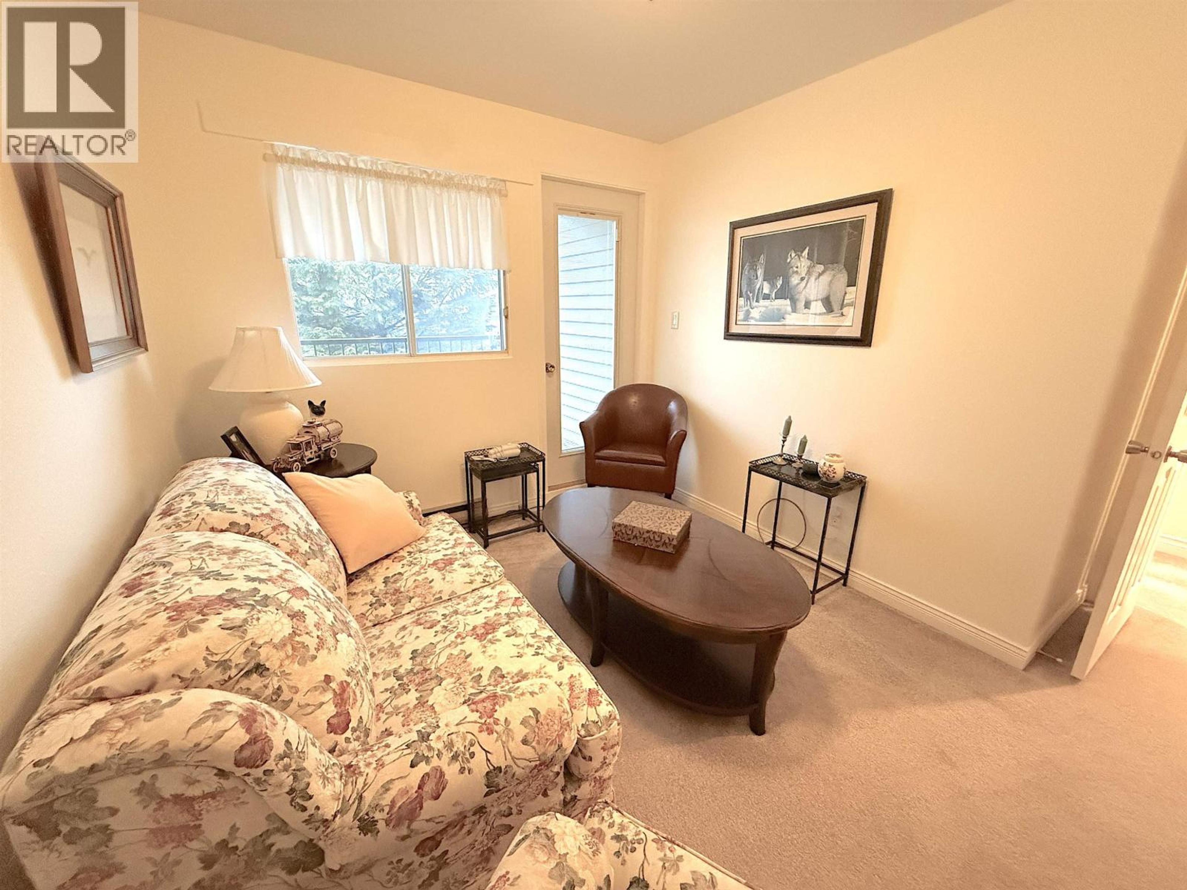 594 E 4TH AVENUE - 26