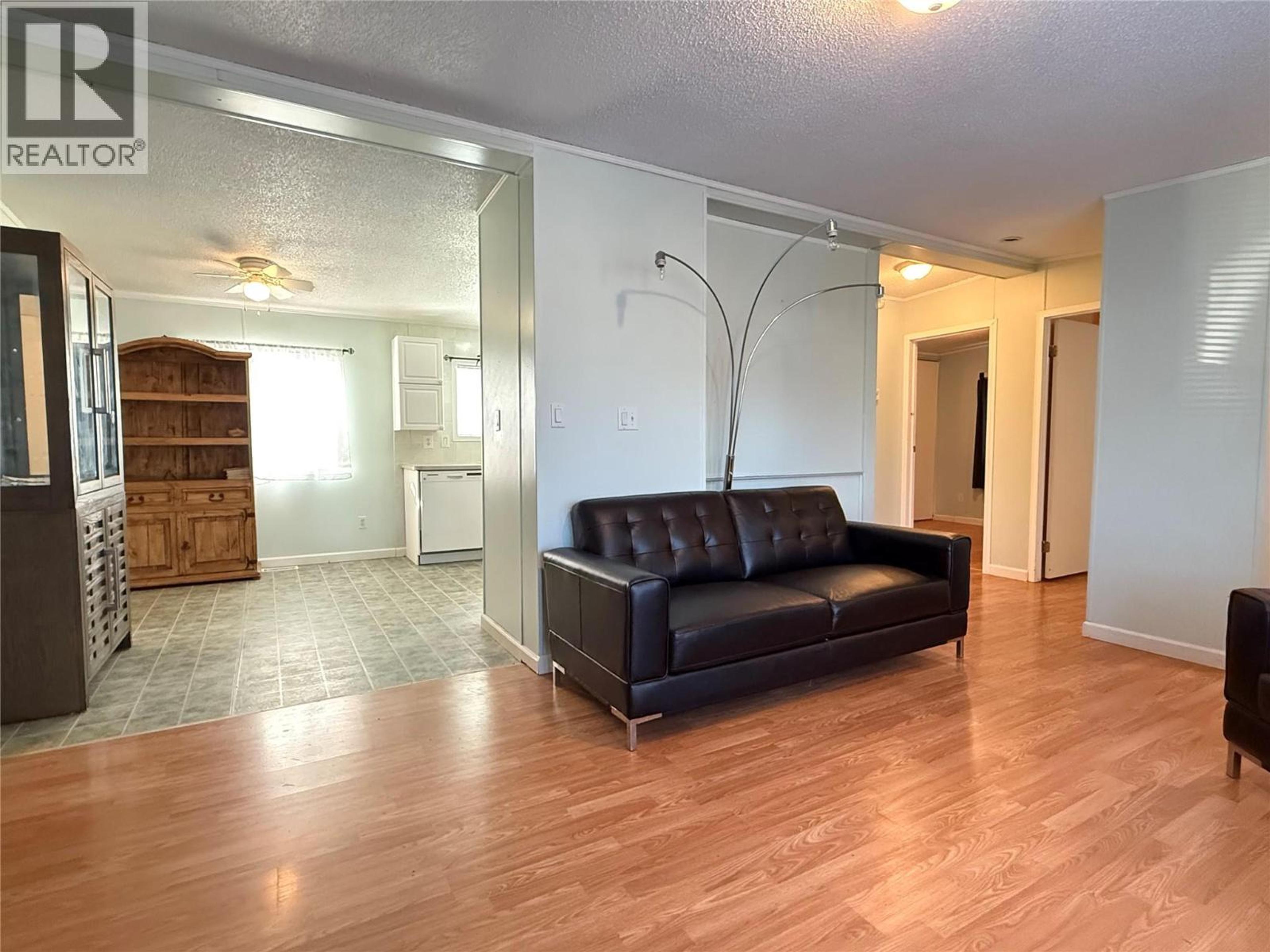 #10 7225 BOUNDARY DRIVE - 10