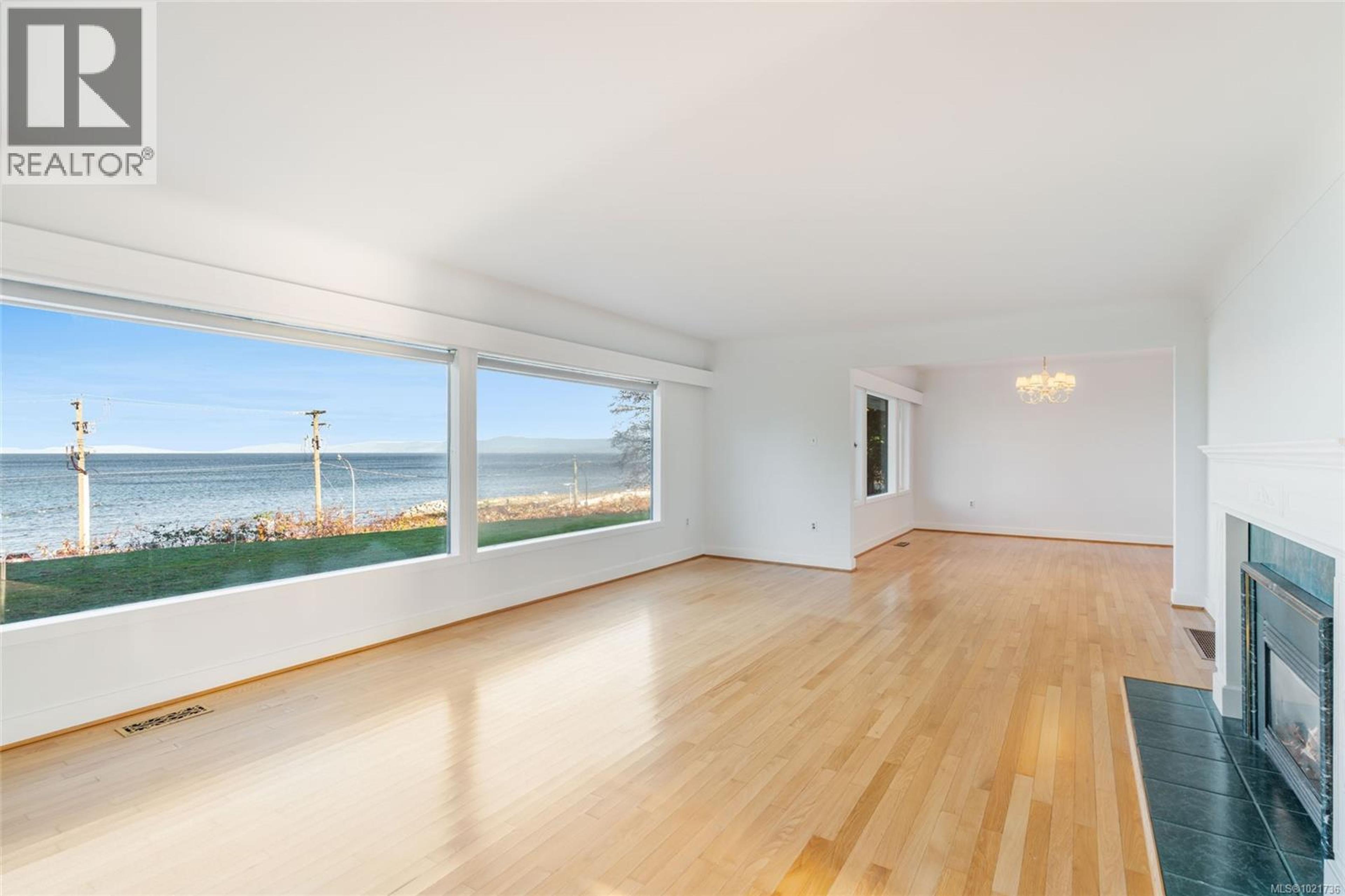 441 MEMORIAL AVE - 10