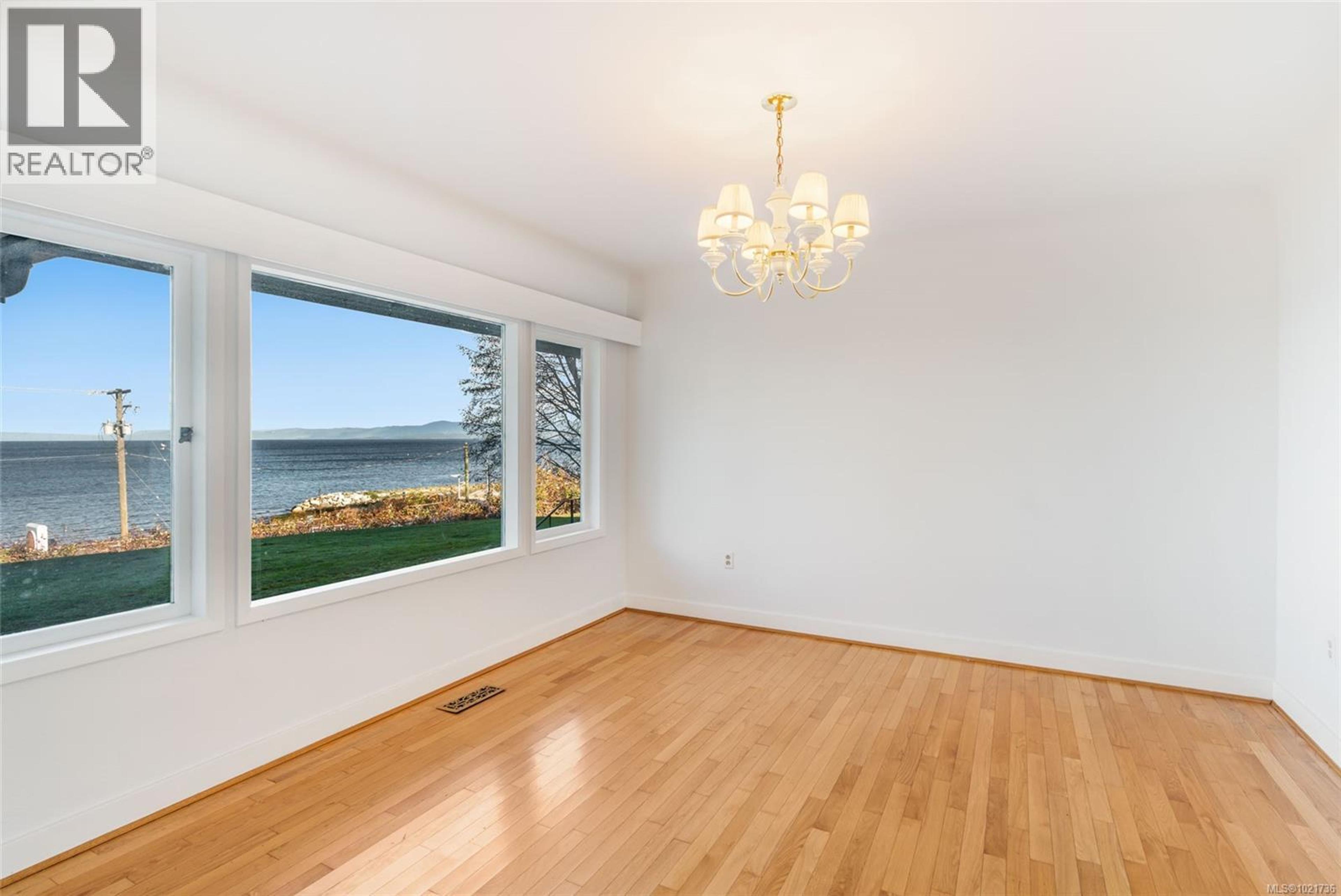 441 MEMORIAL AVE - 13