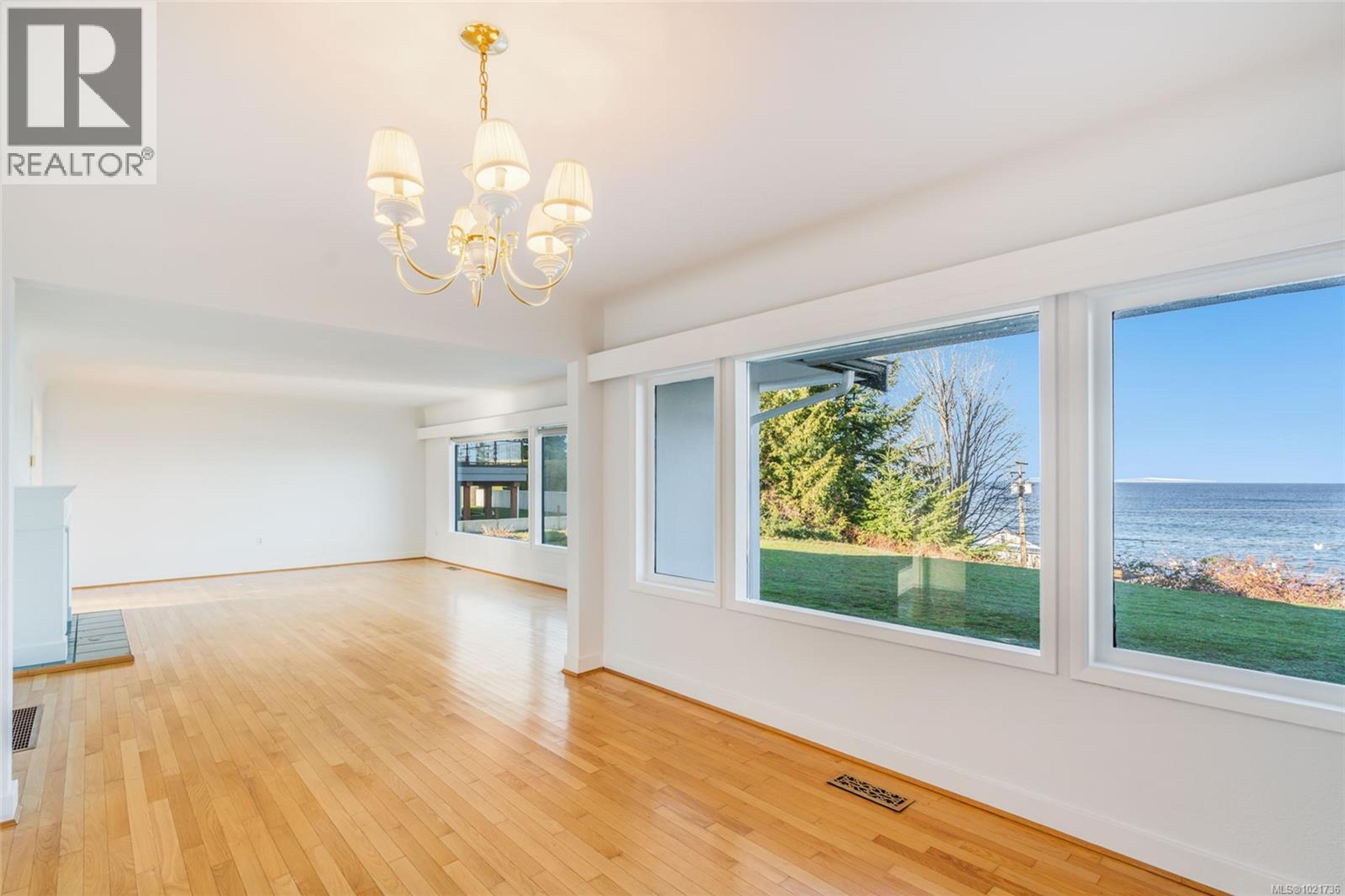 441 MEMORIAL AVE - 11