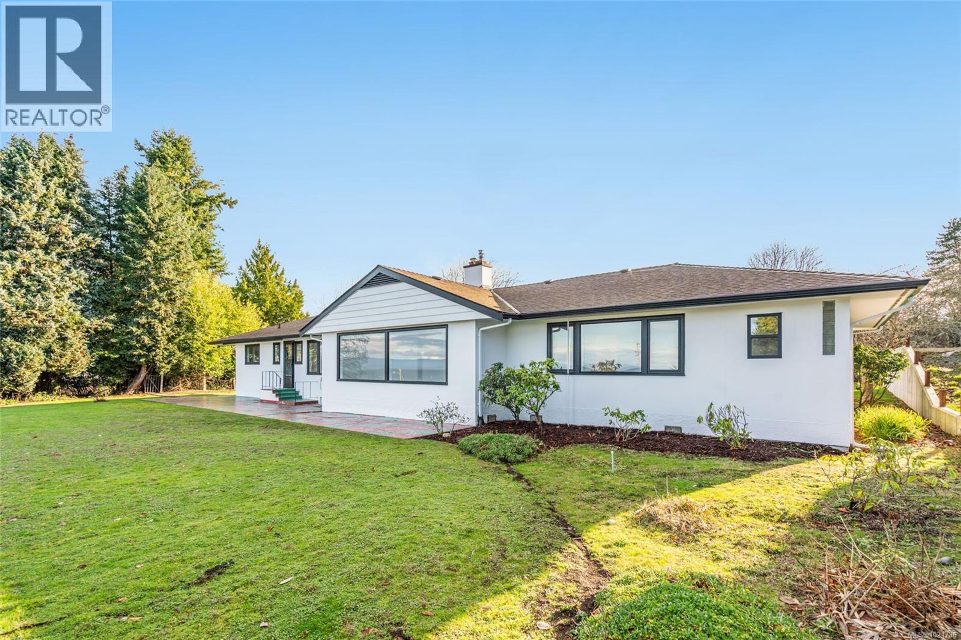 441 MEMORIAL AVE - 33