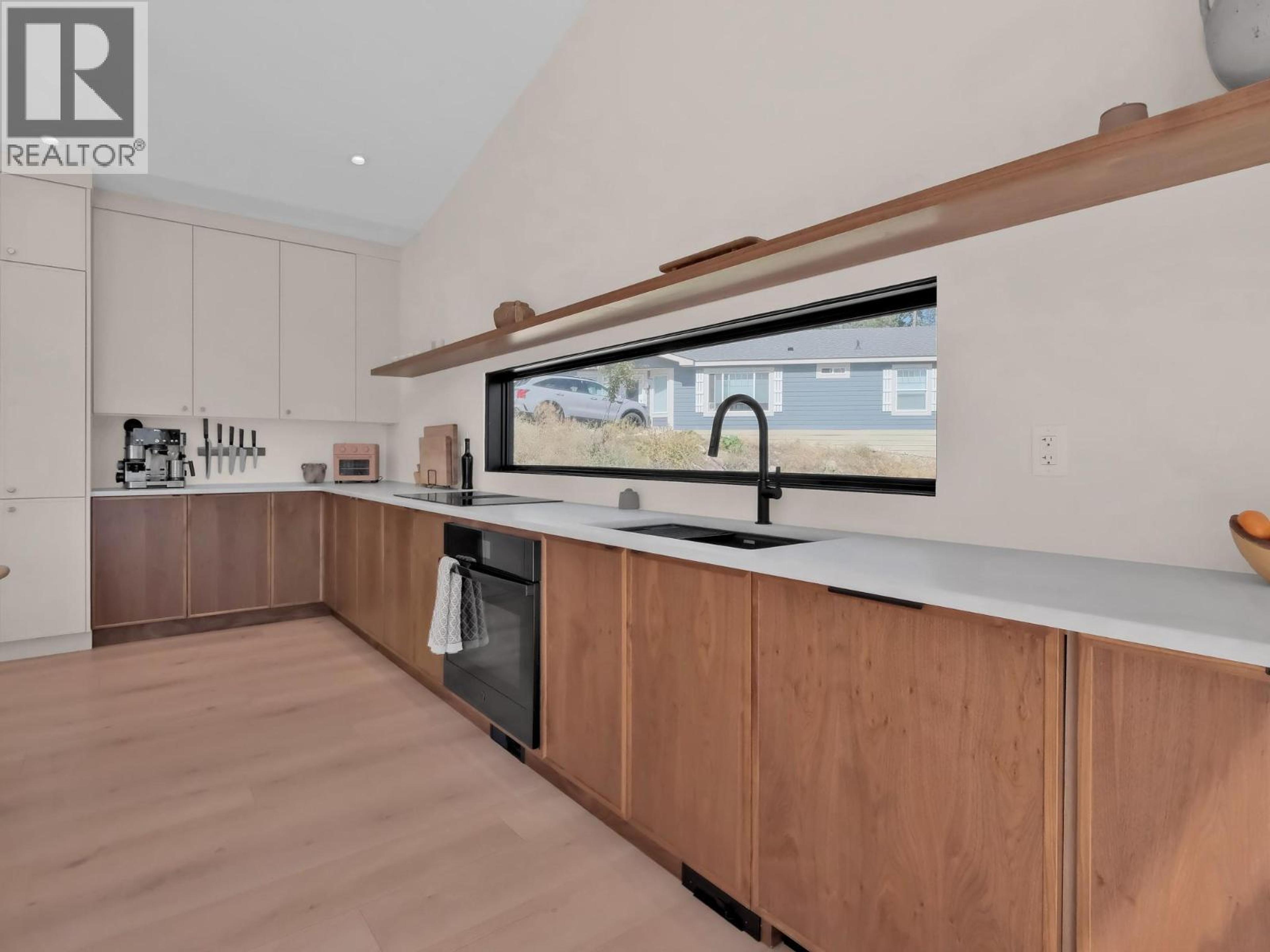 9485 HOUGHTON ROAD - 13