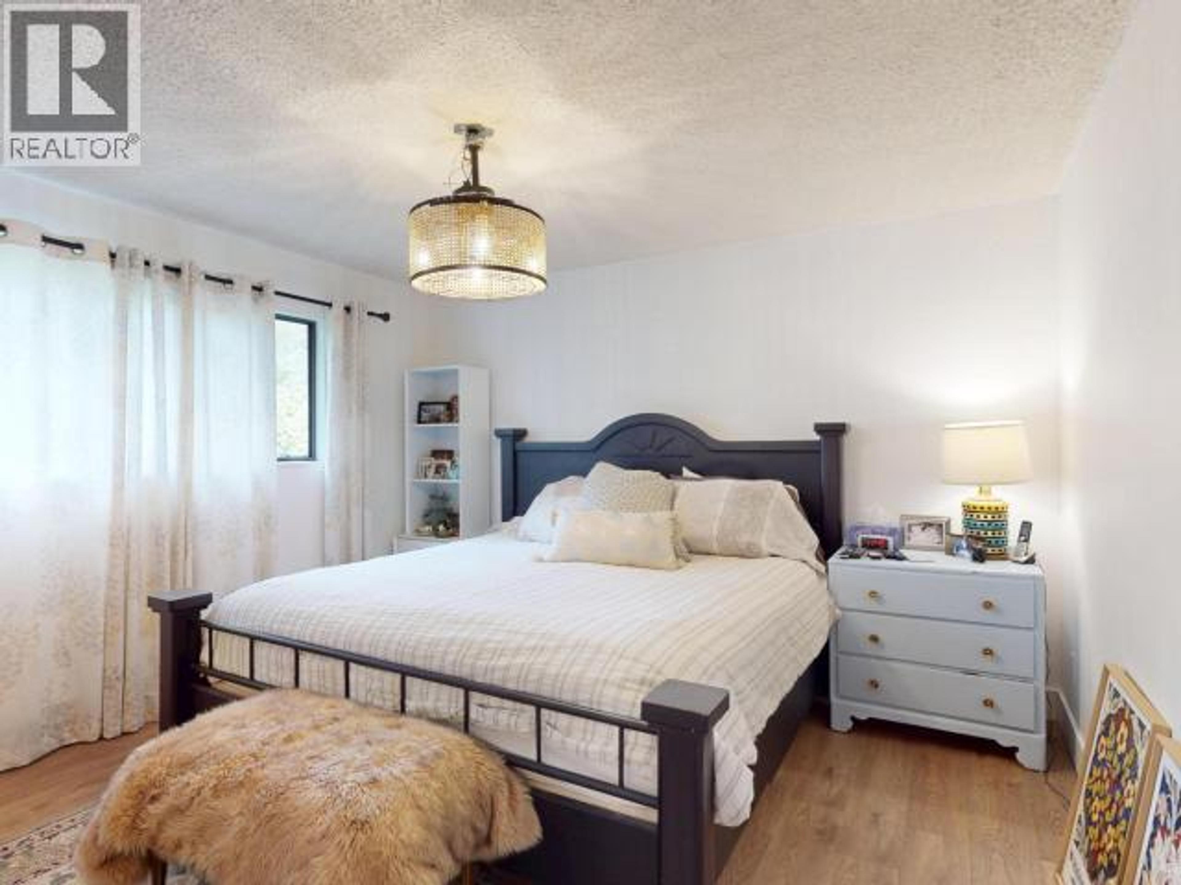 7889 HIGHWAY 101 - 5