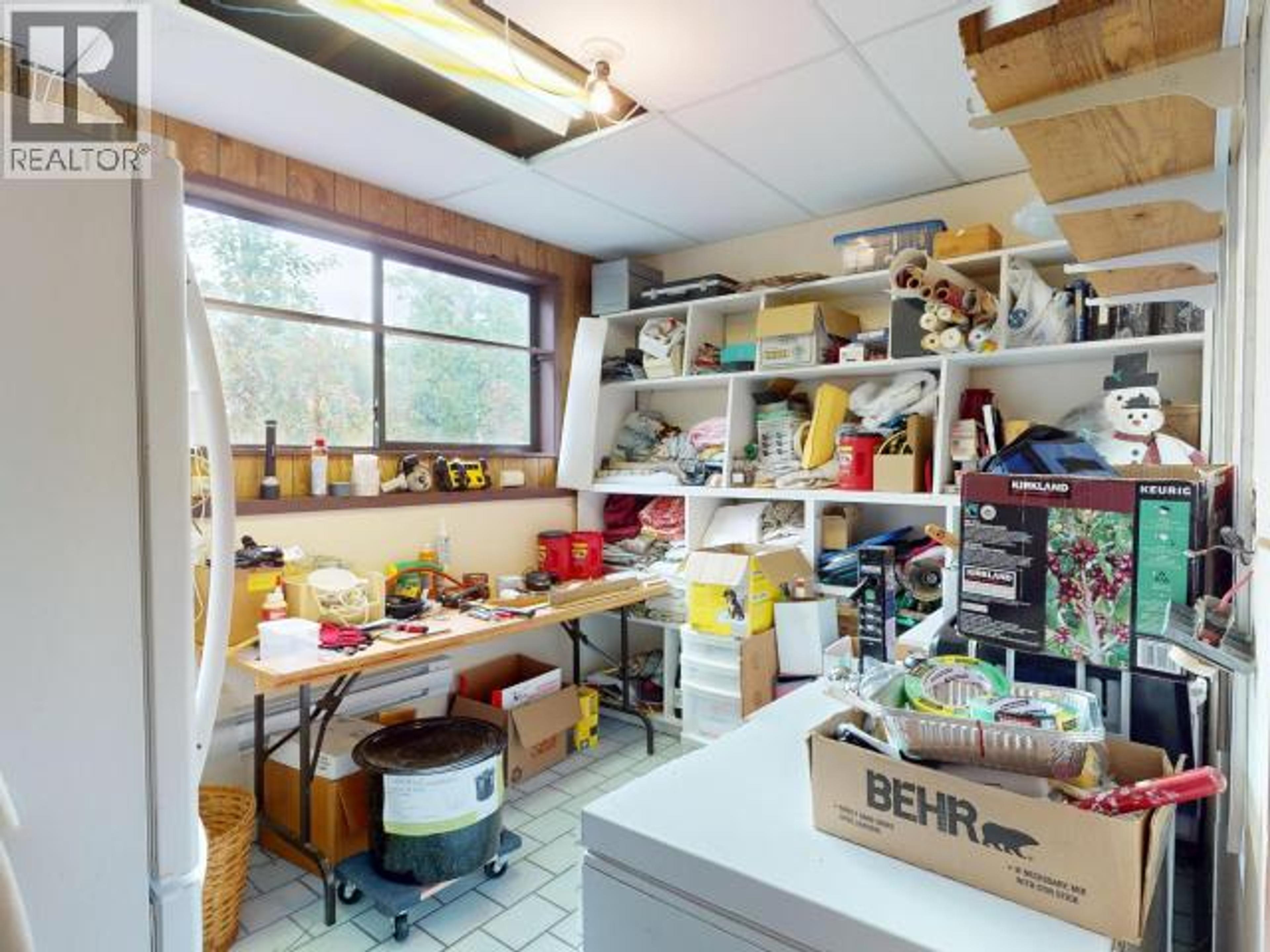 7889 HIGHWAY 101 - 52