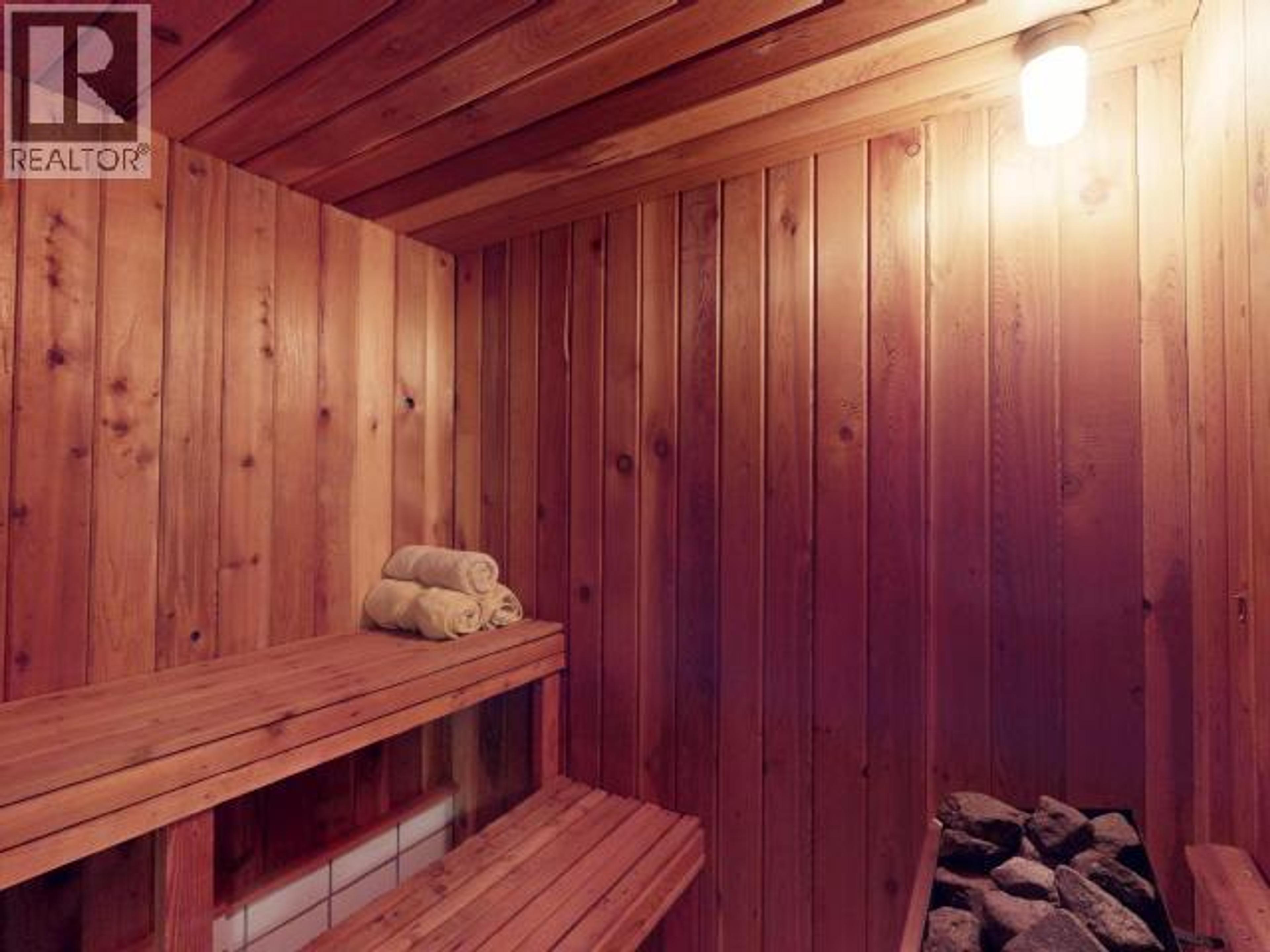 7889 HIGHWAY 101 - 8