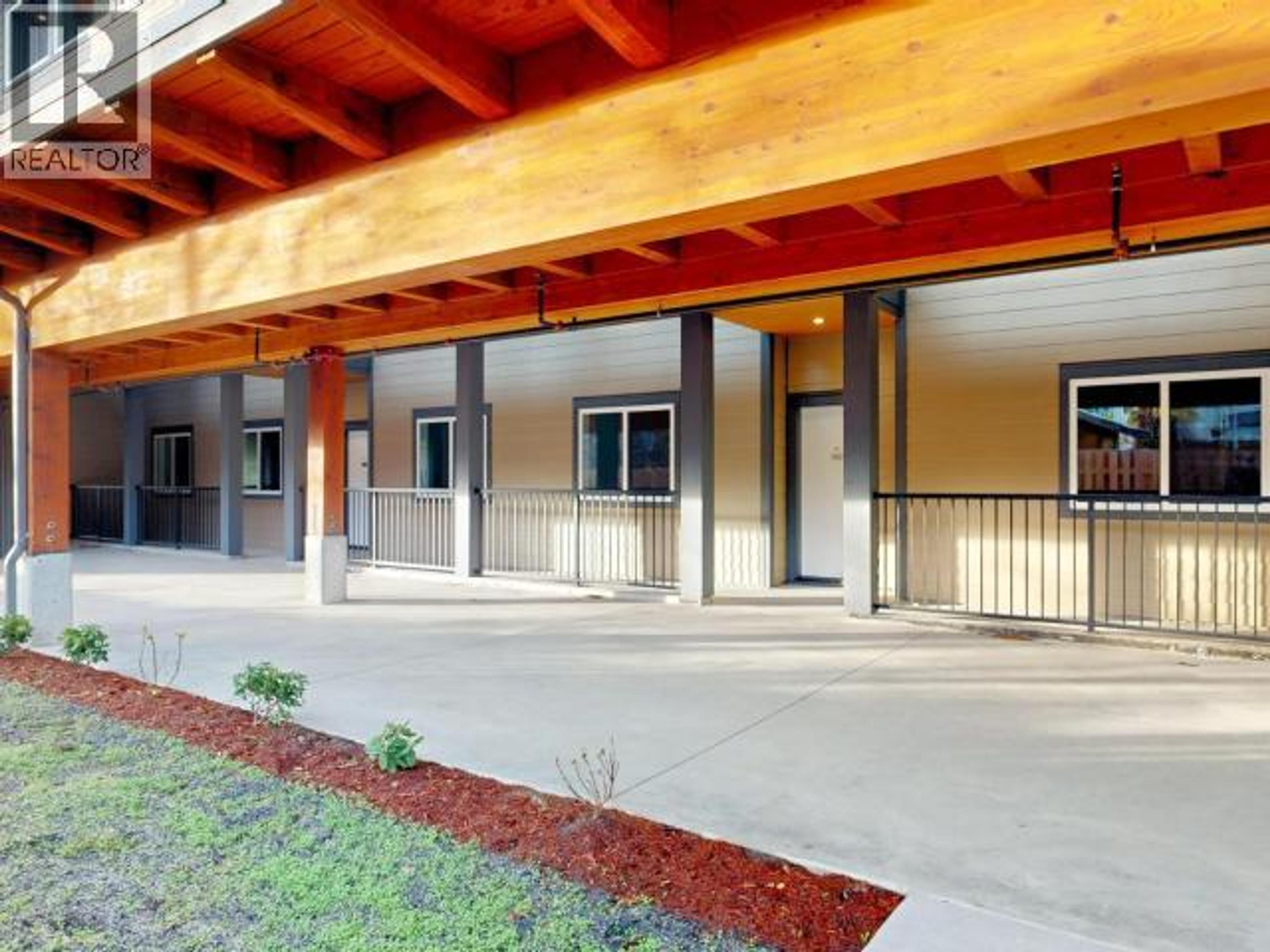 #C103 6900 BURNABY STREET - 4