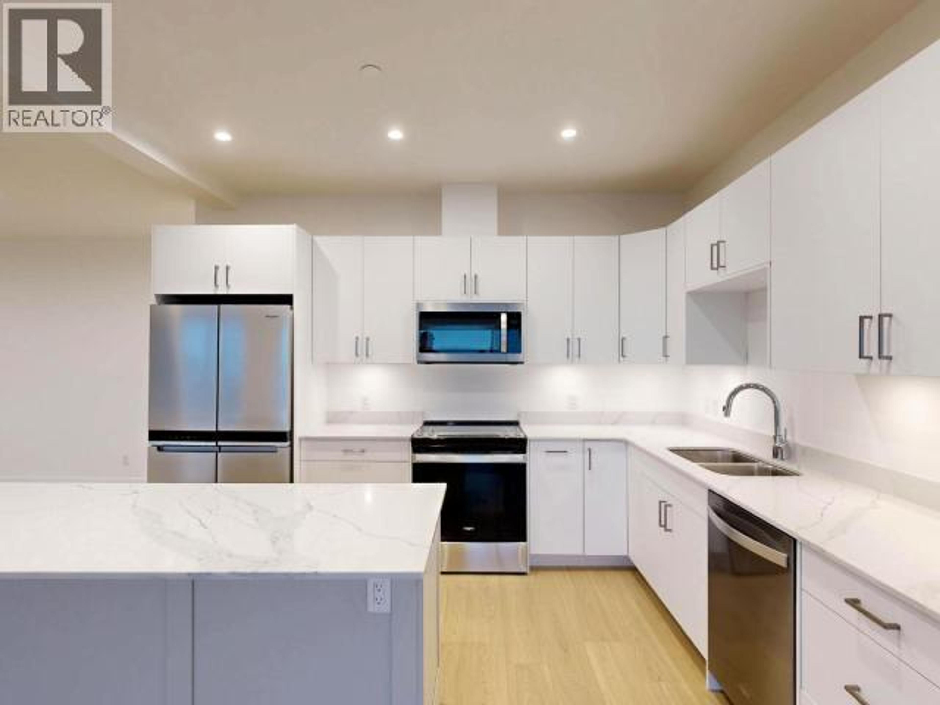 #C103 6900 BURNABY STREET - 12