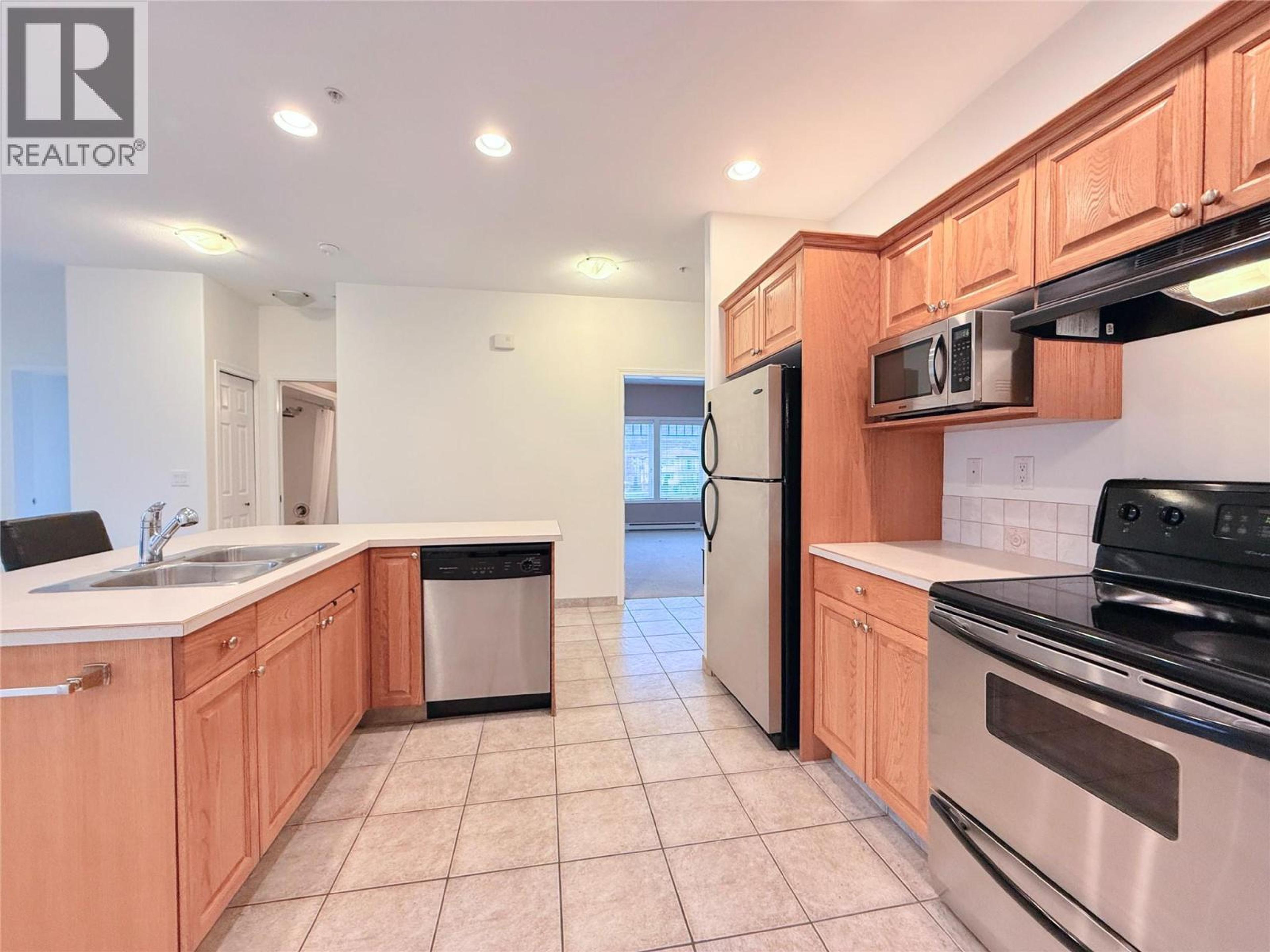 #311 15 SOLANA KEY COURT - Image 6