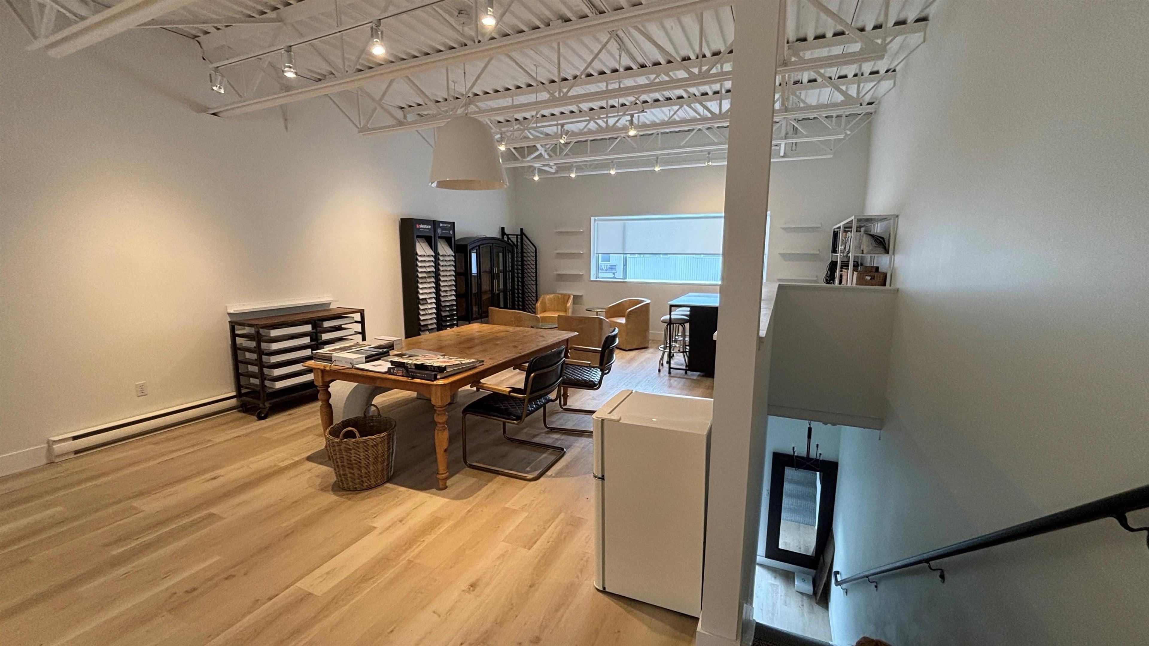 #207 1400 ALPHA LAKE ROAD - Main Image