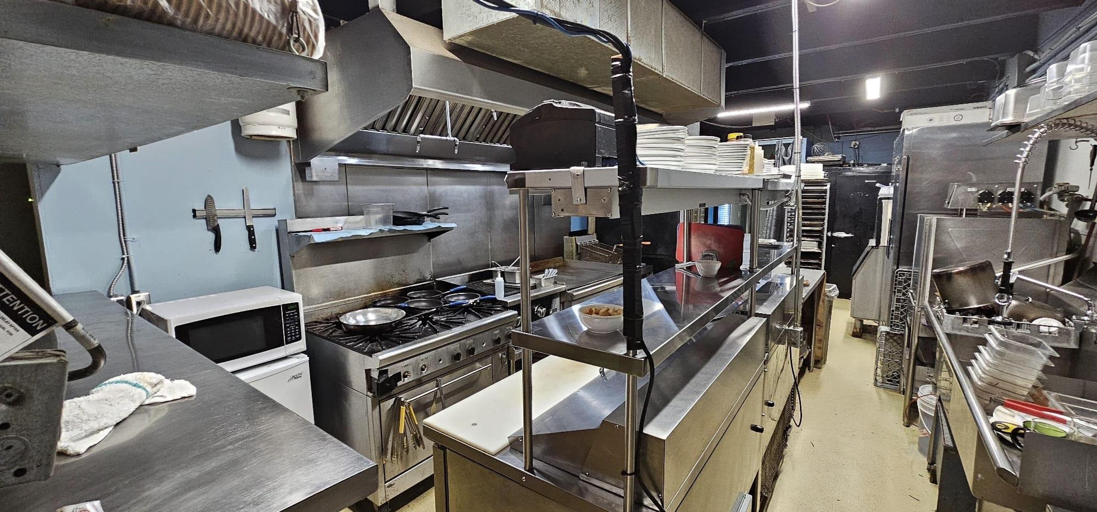 38042 CLEVELAND AVENUE - Image 2