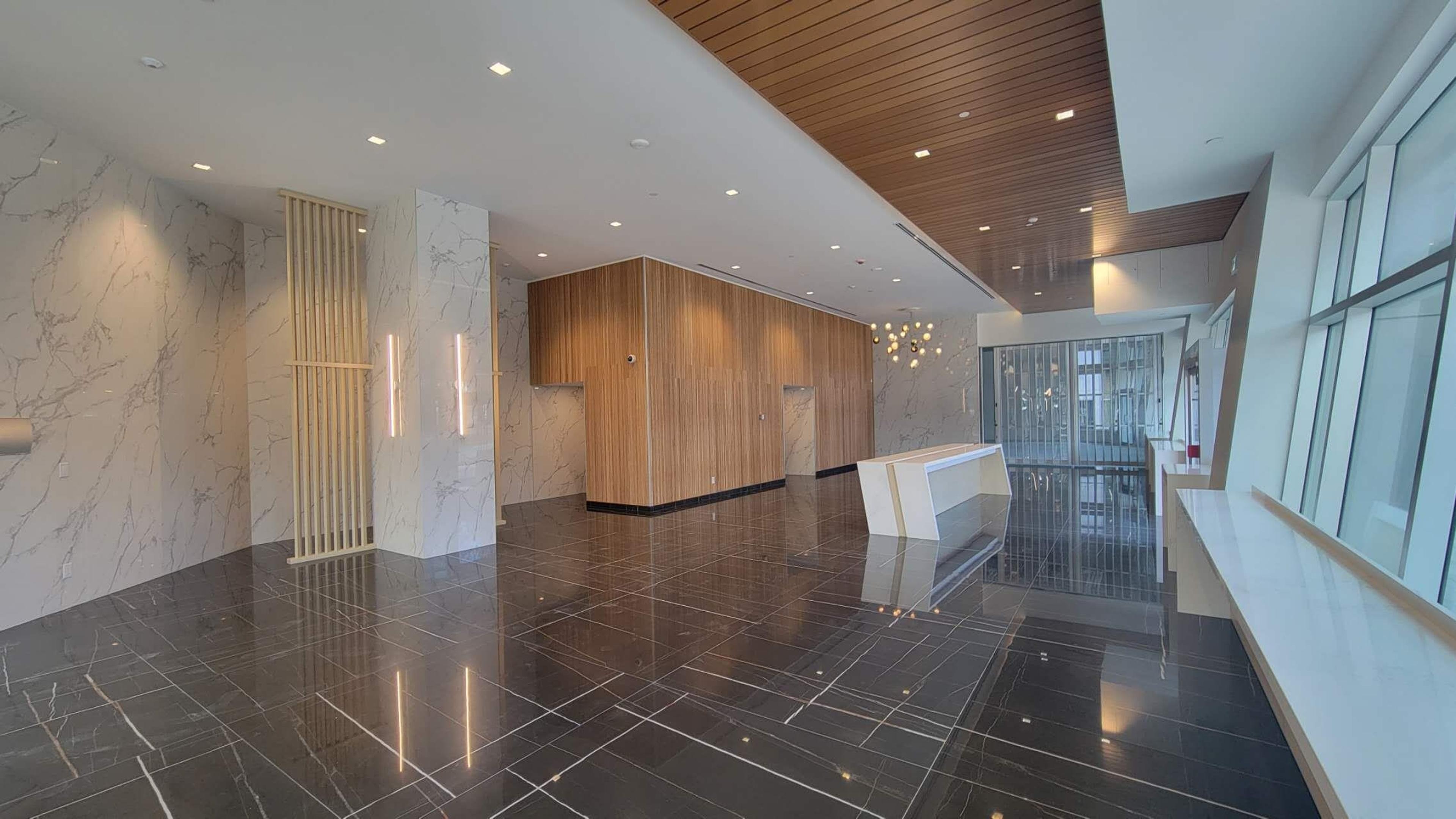 #615 5599 NO. 3 ROAD - Image 2