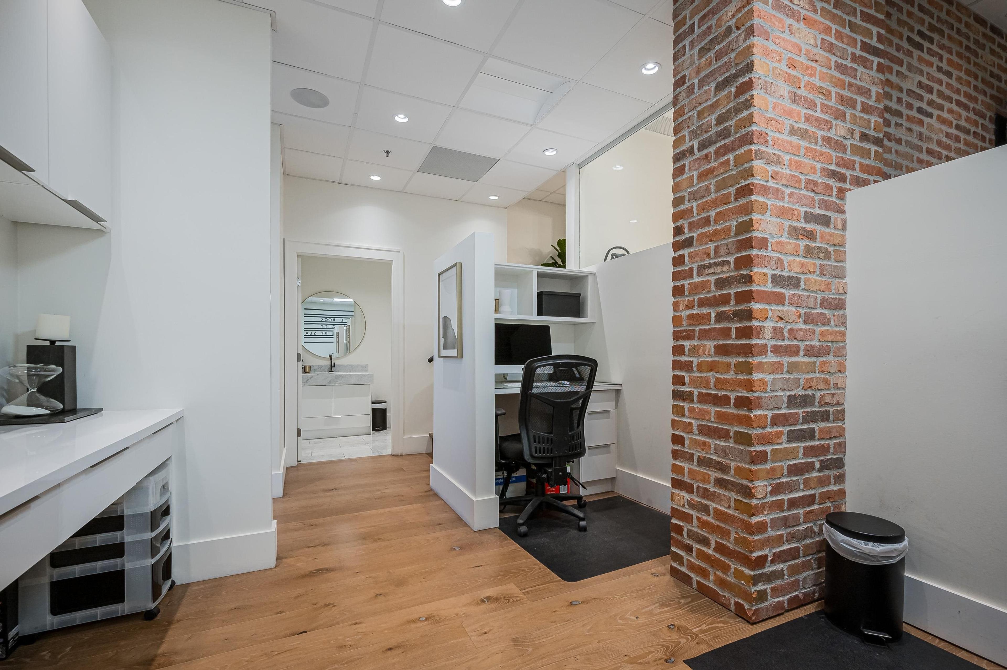 #C3 & C4 15777 MARINE DRIVE - 28