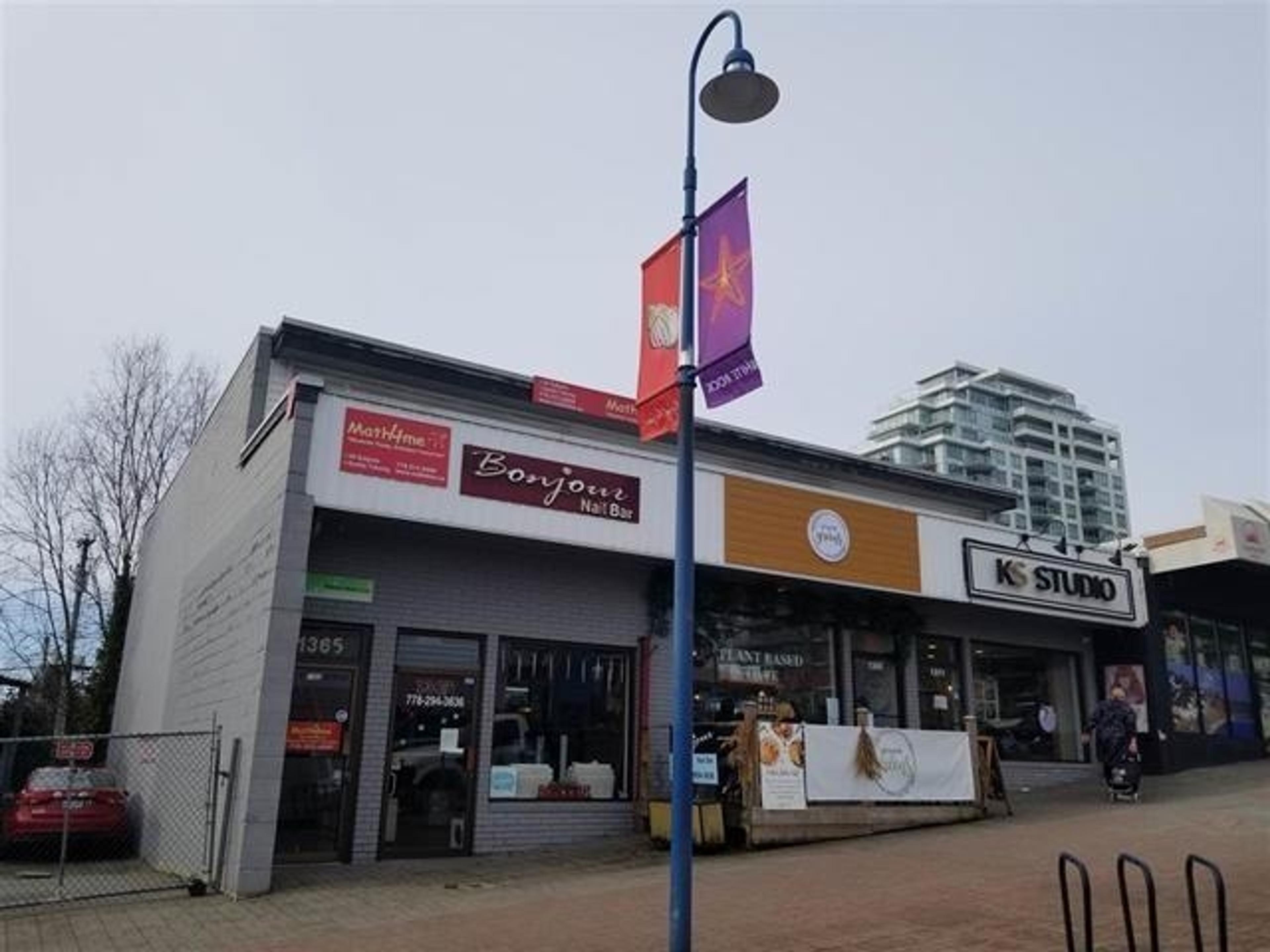 1365 JOHNSTON ROAD - Image 1