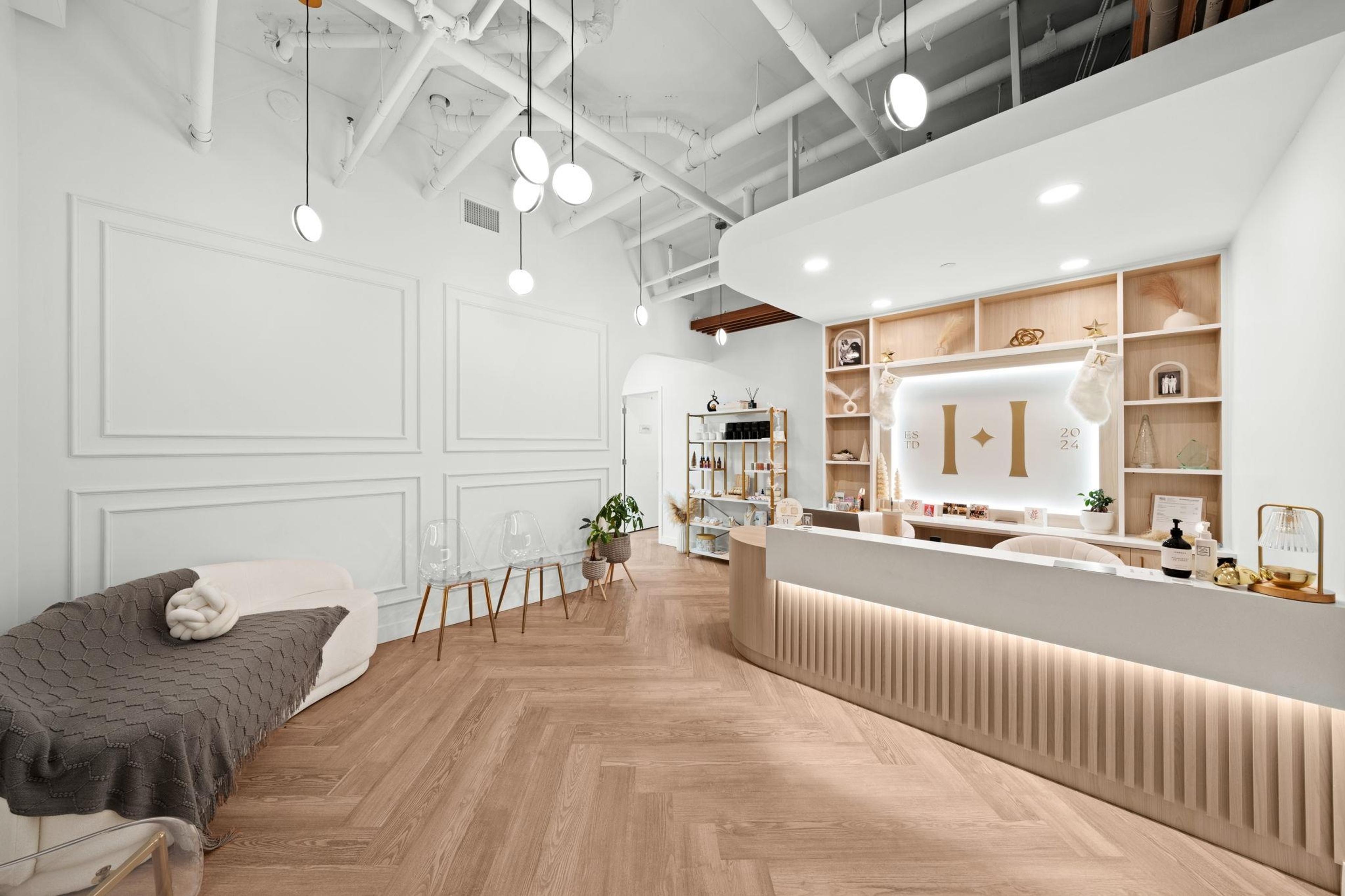 #213 1522 FINLAY STREET - 7