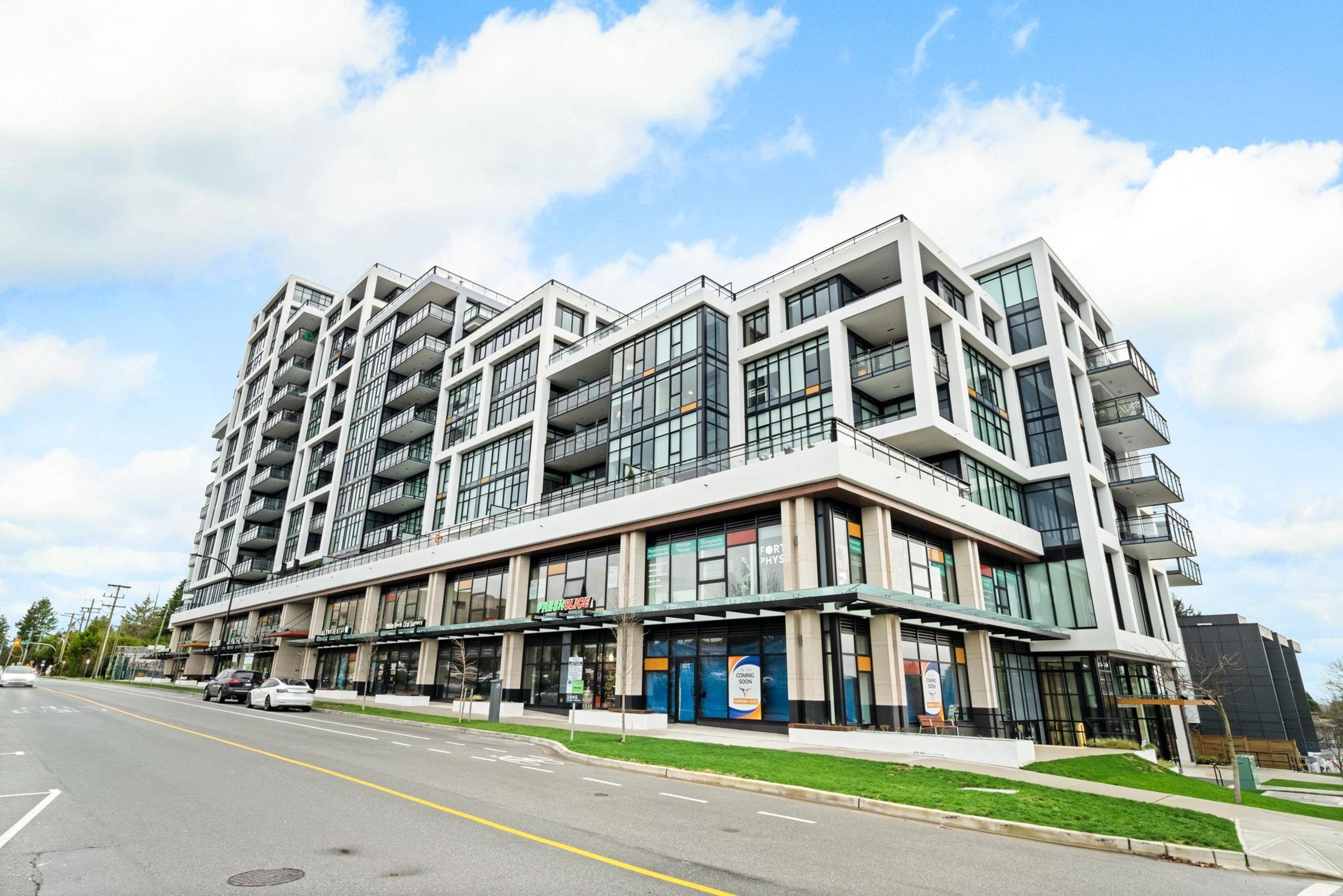 #213 1522 FINLAY STREET - Image 3