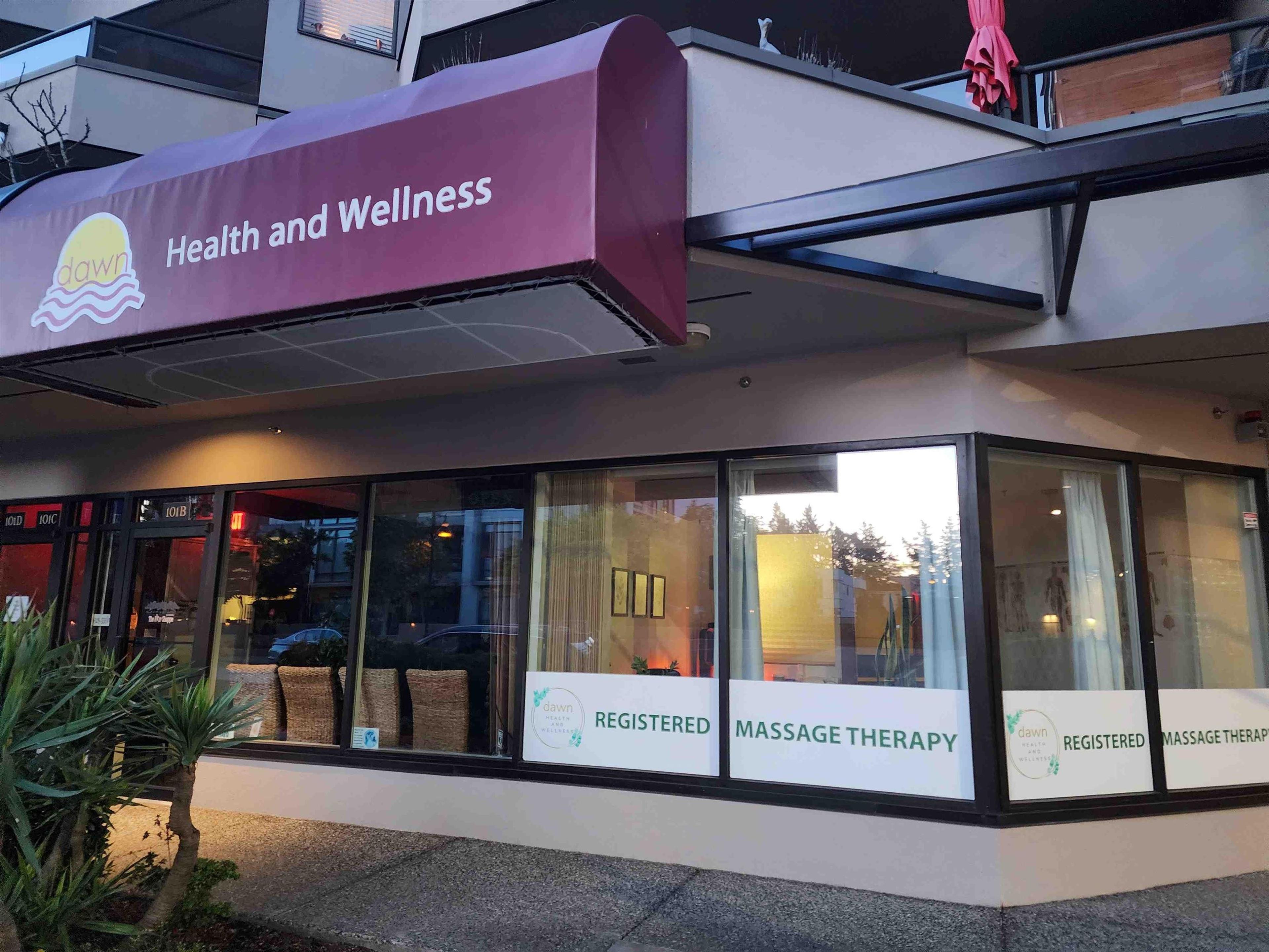 #101A 1440 GEORGE STREET - Image 2