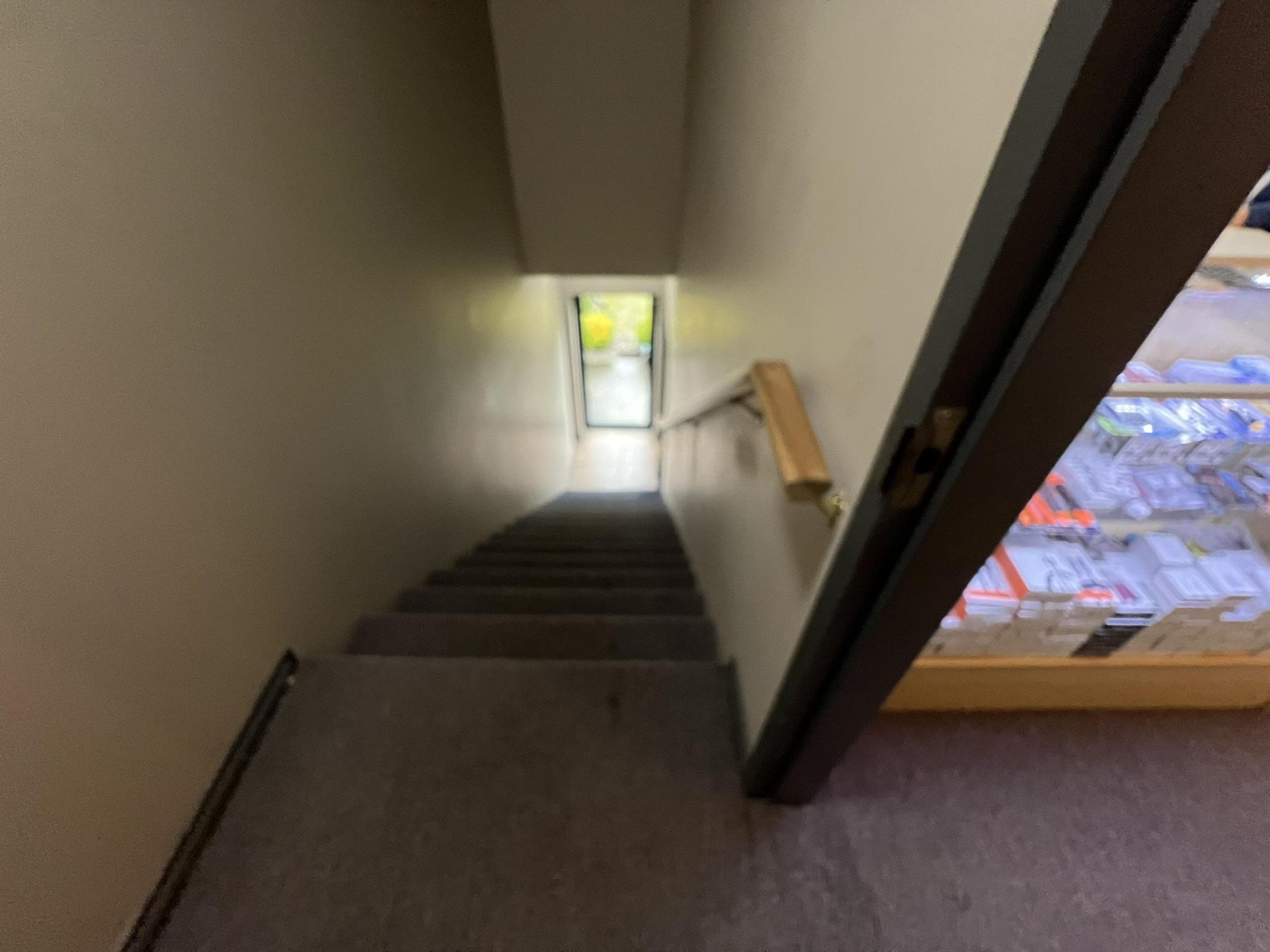 #B UPPER 7156 GILLEY AVENUE - Image 7