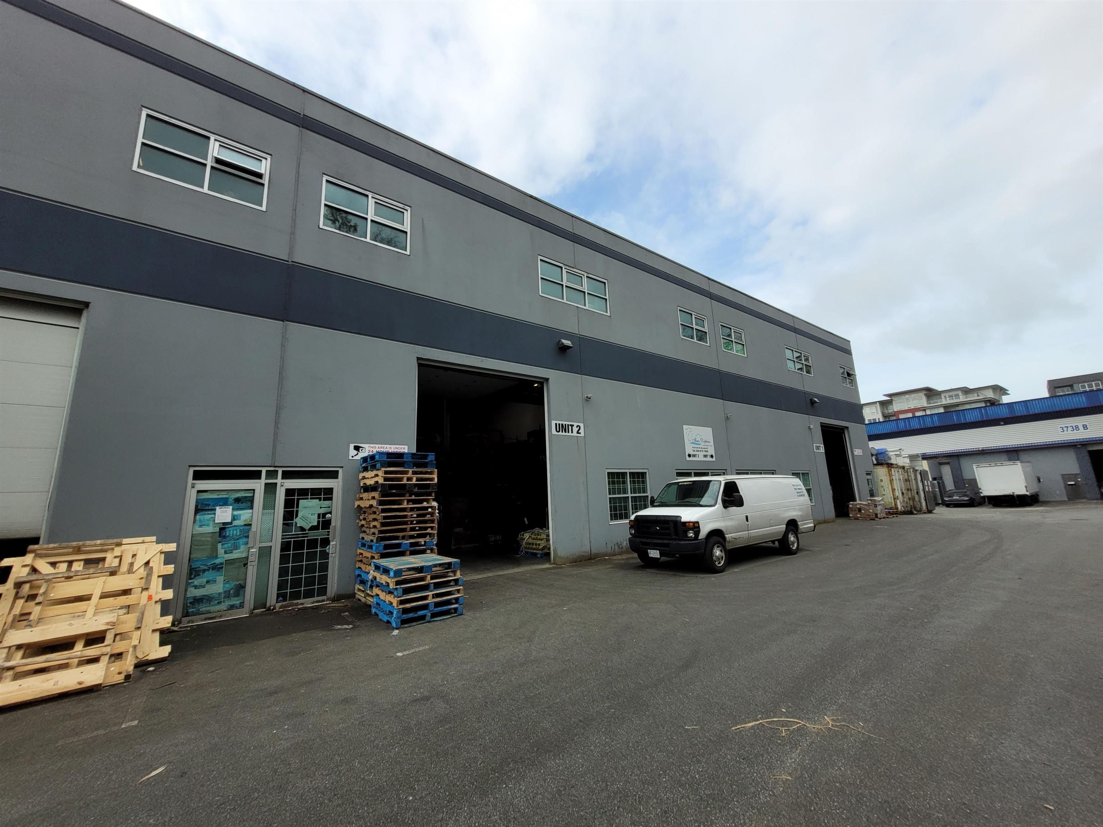 #3 3738 KEITH STREET - Image 2