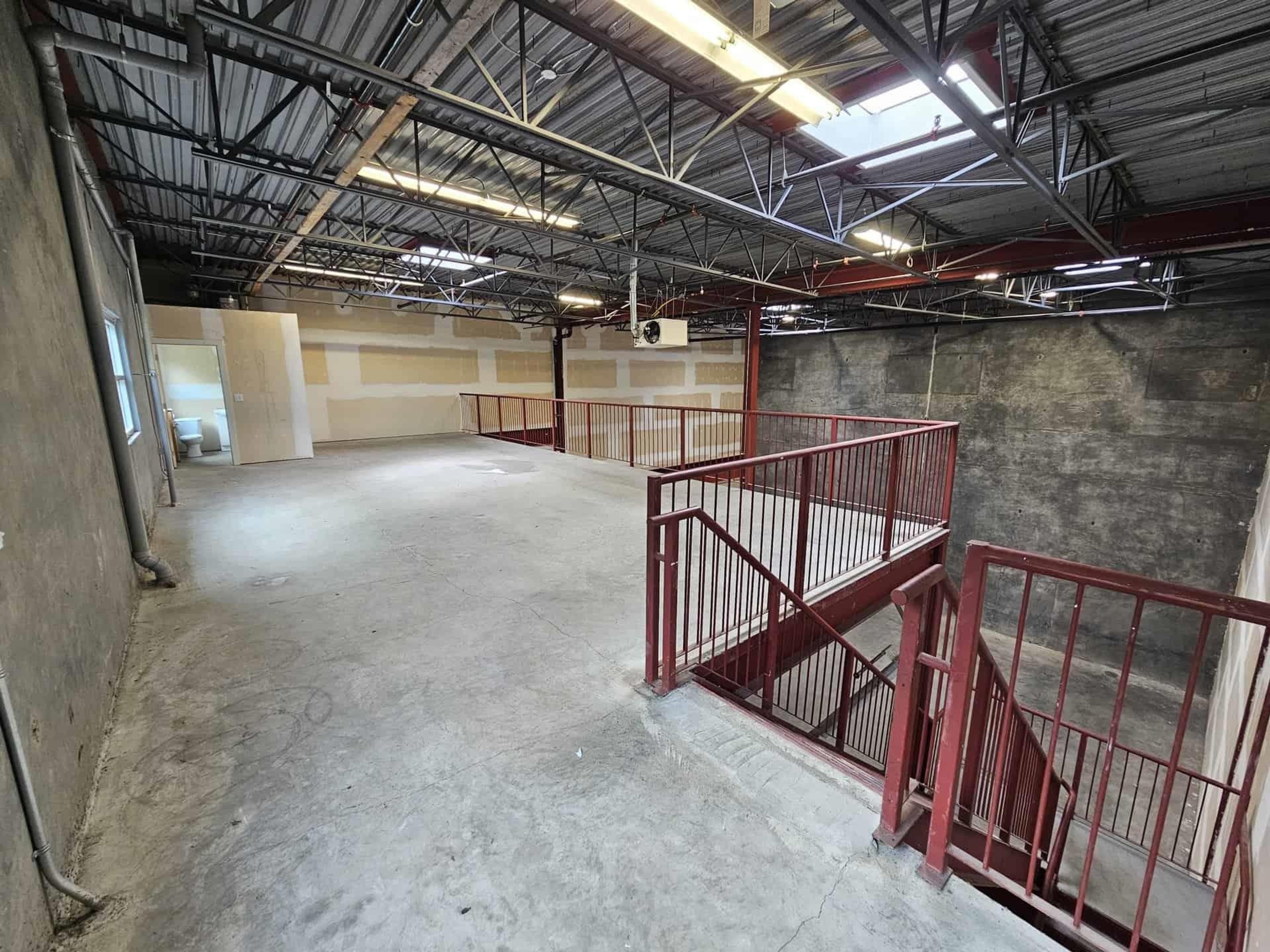 #3 3738 KEITH STREET - Image 8