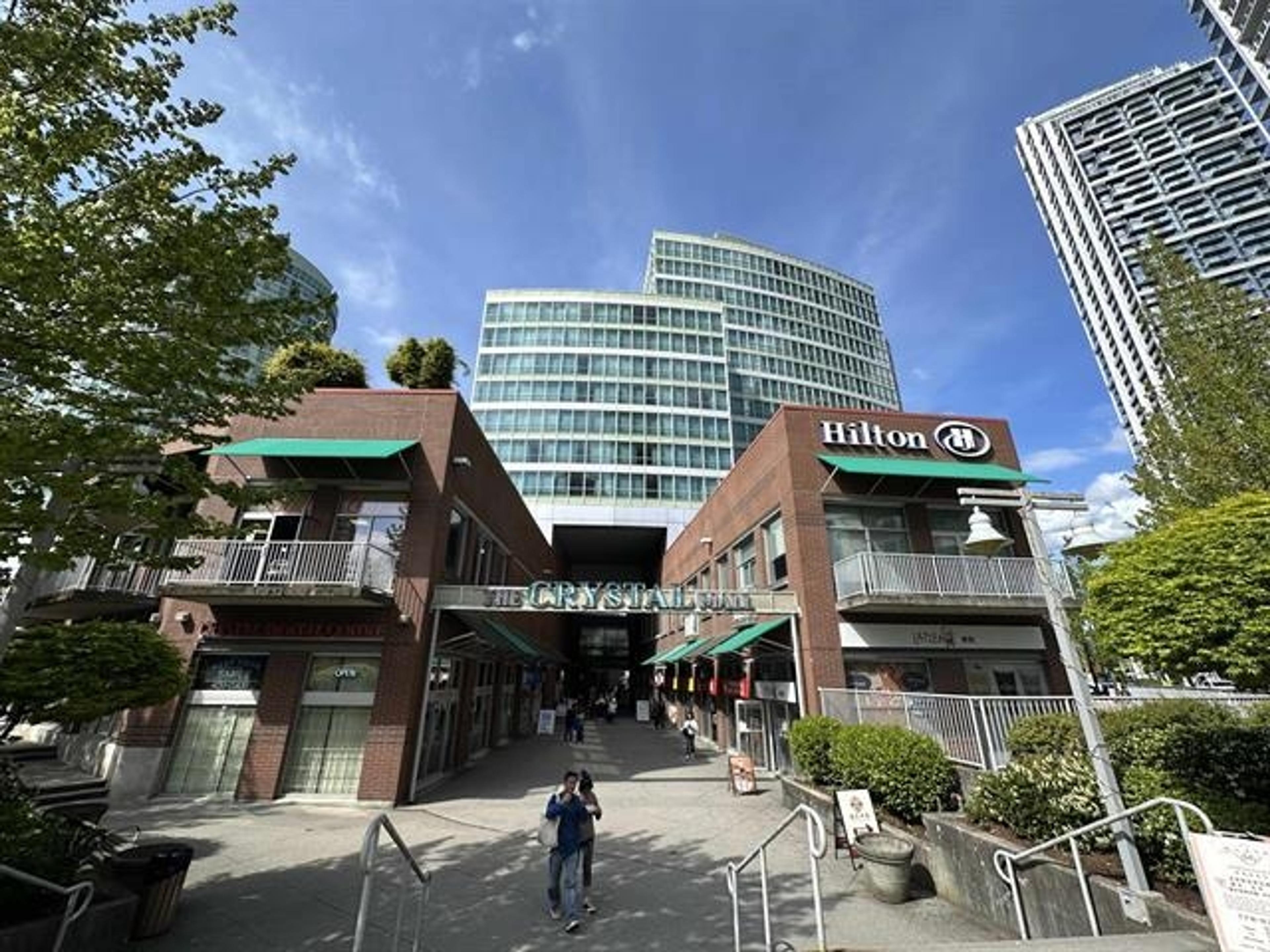 #1009 4500 KINGSWAY - Image 2