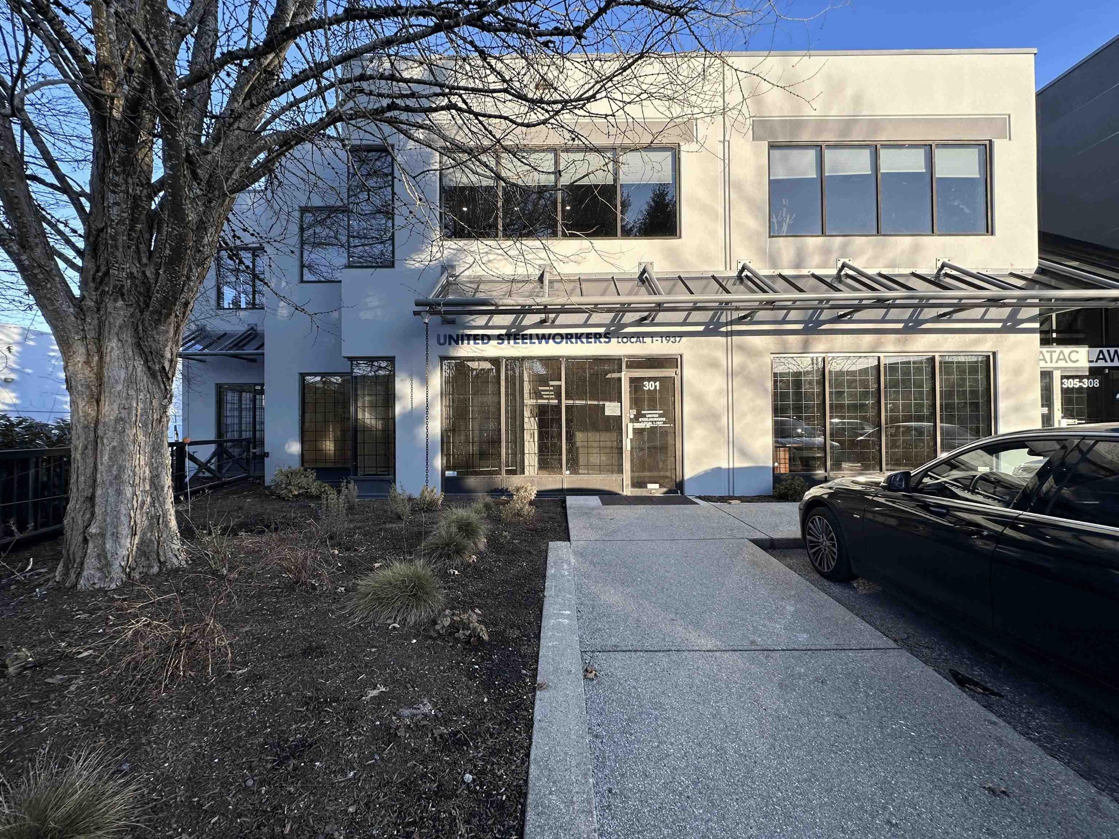 #301 8988 FRASERTON COURT - Image 2