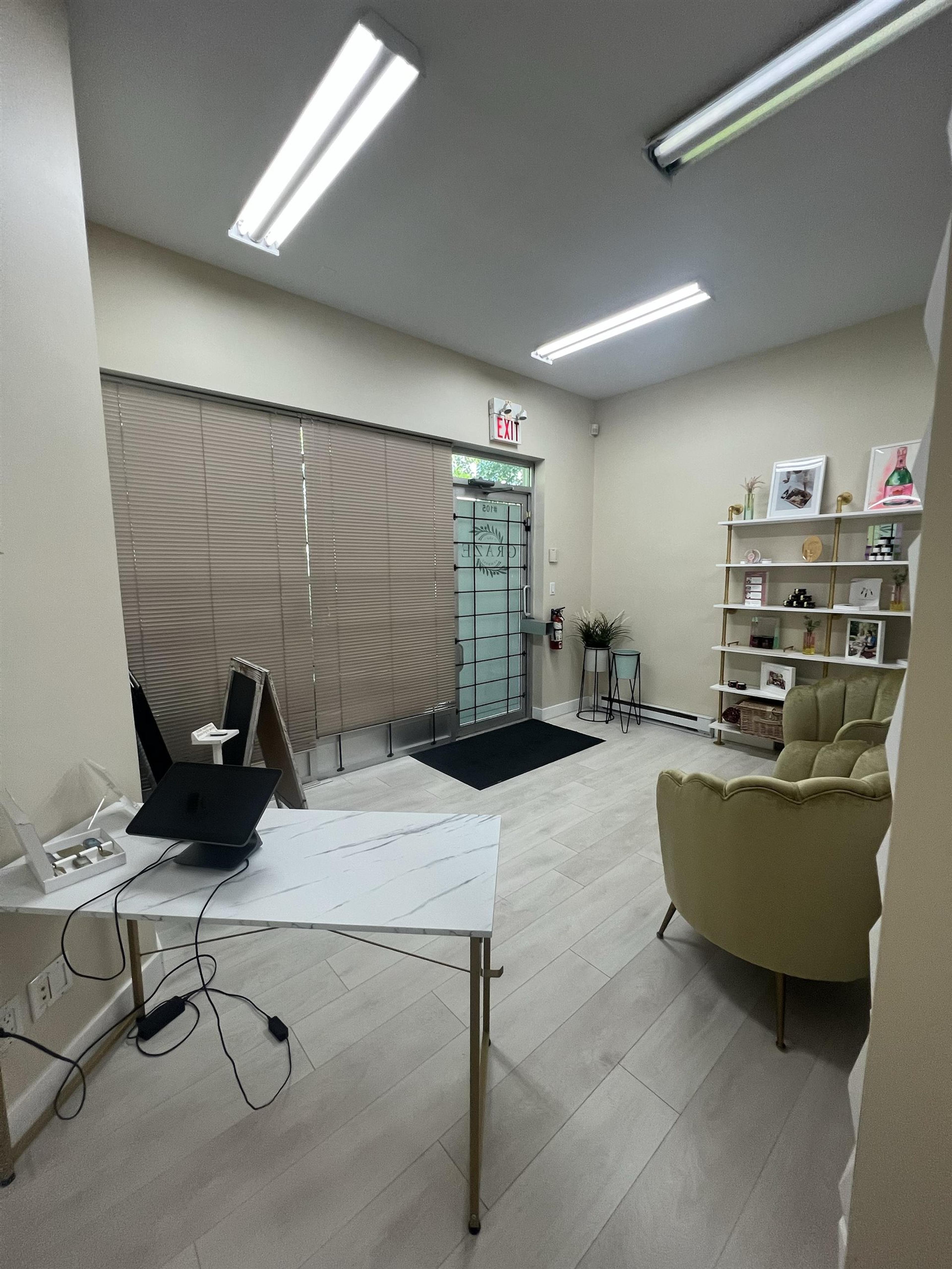 #105 3993 HENNING DRIVE - Image 7