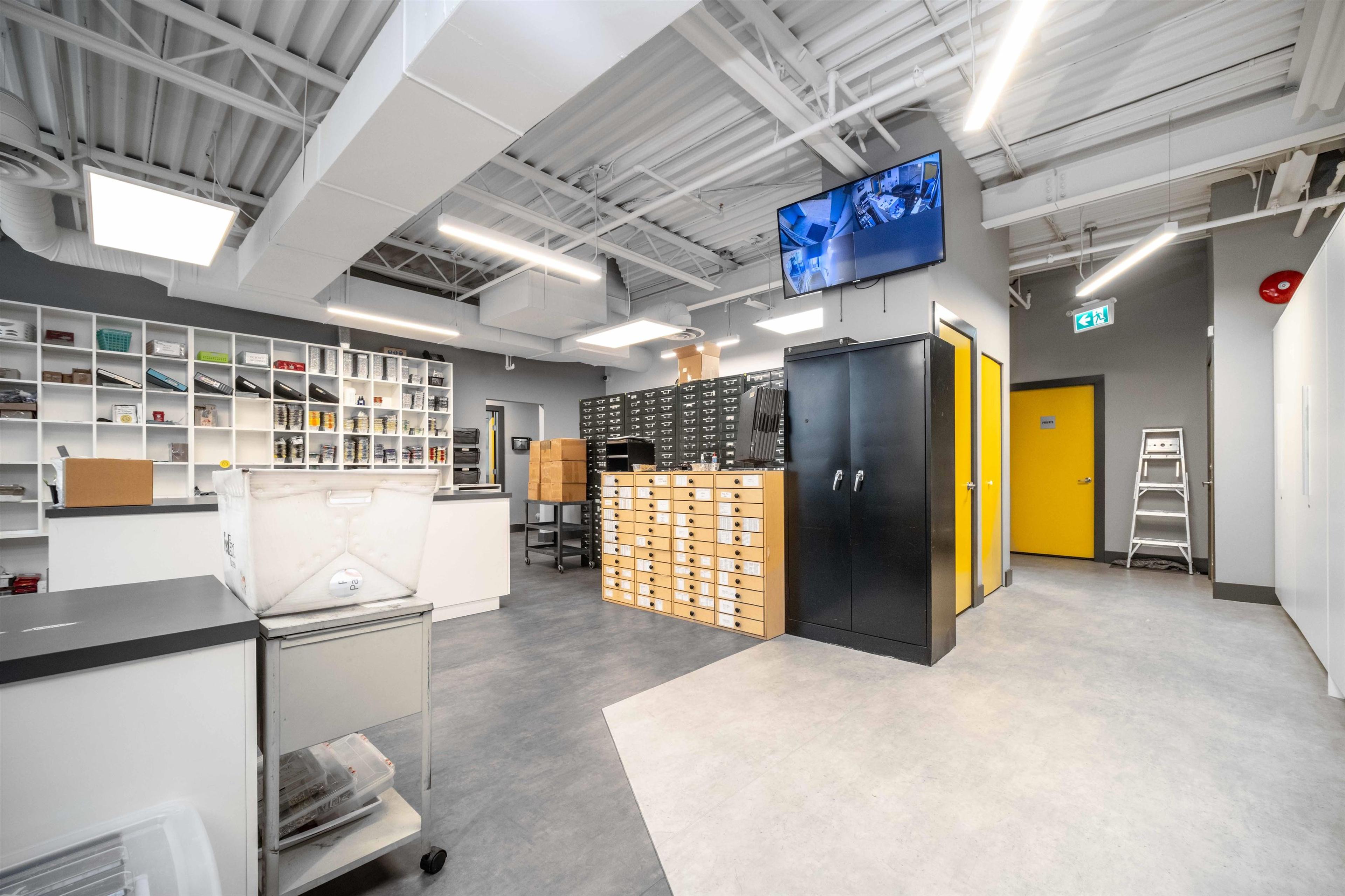 #251&252 5489 BYRNE ROAD - Image 15