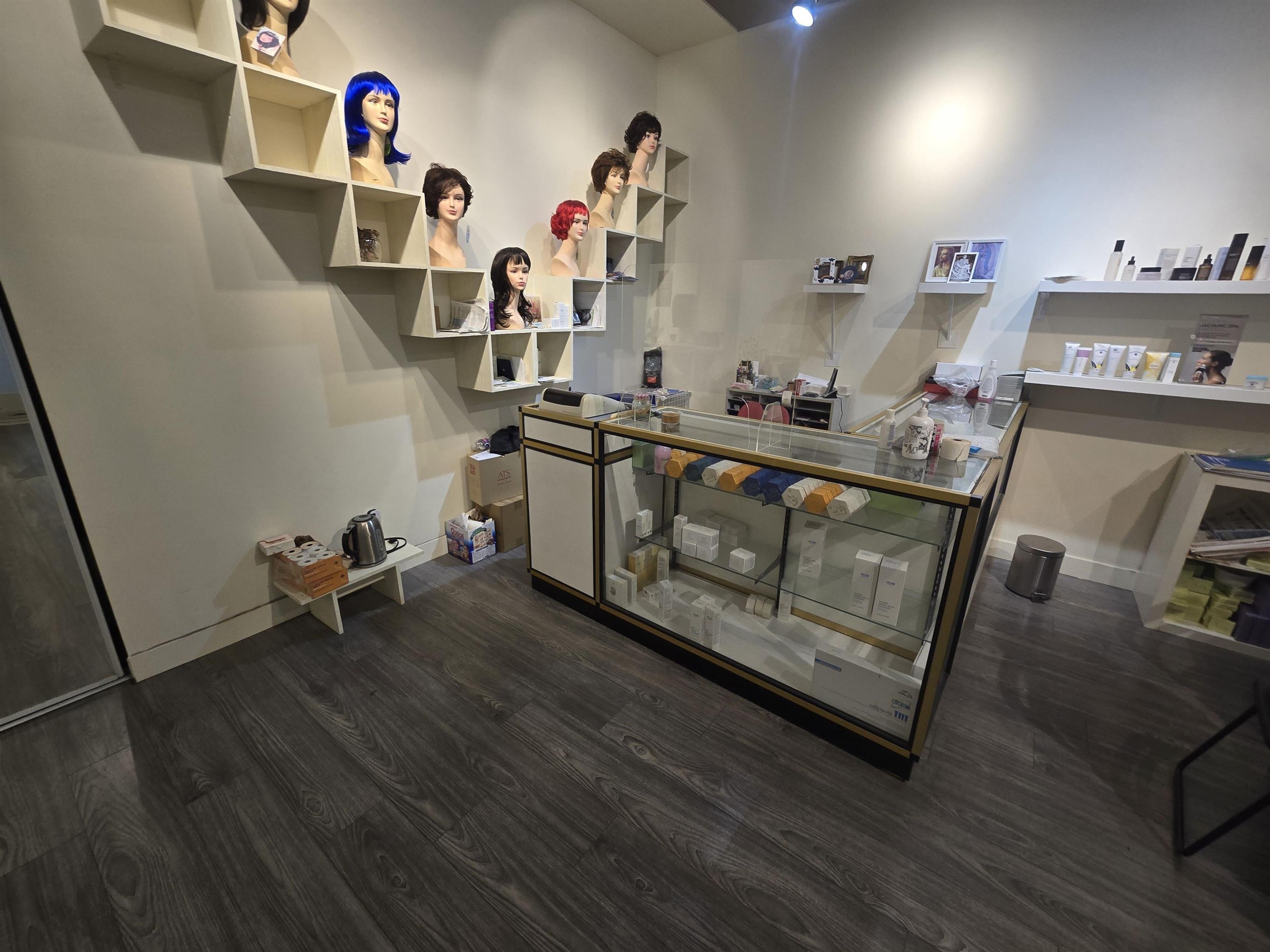 #103 4501 NORTH ROAD - Image 3