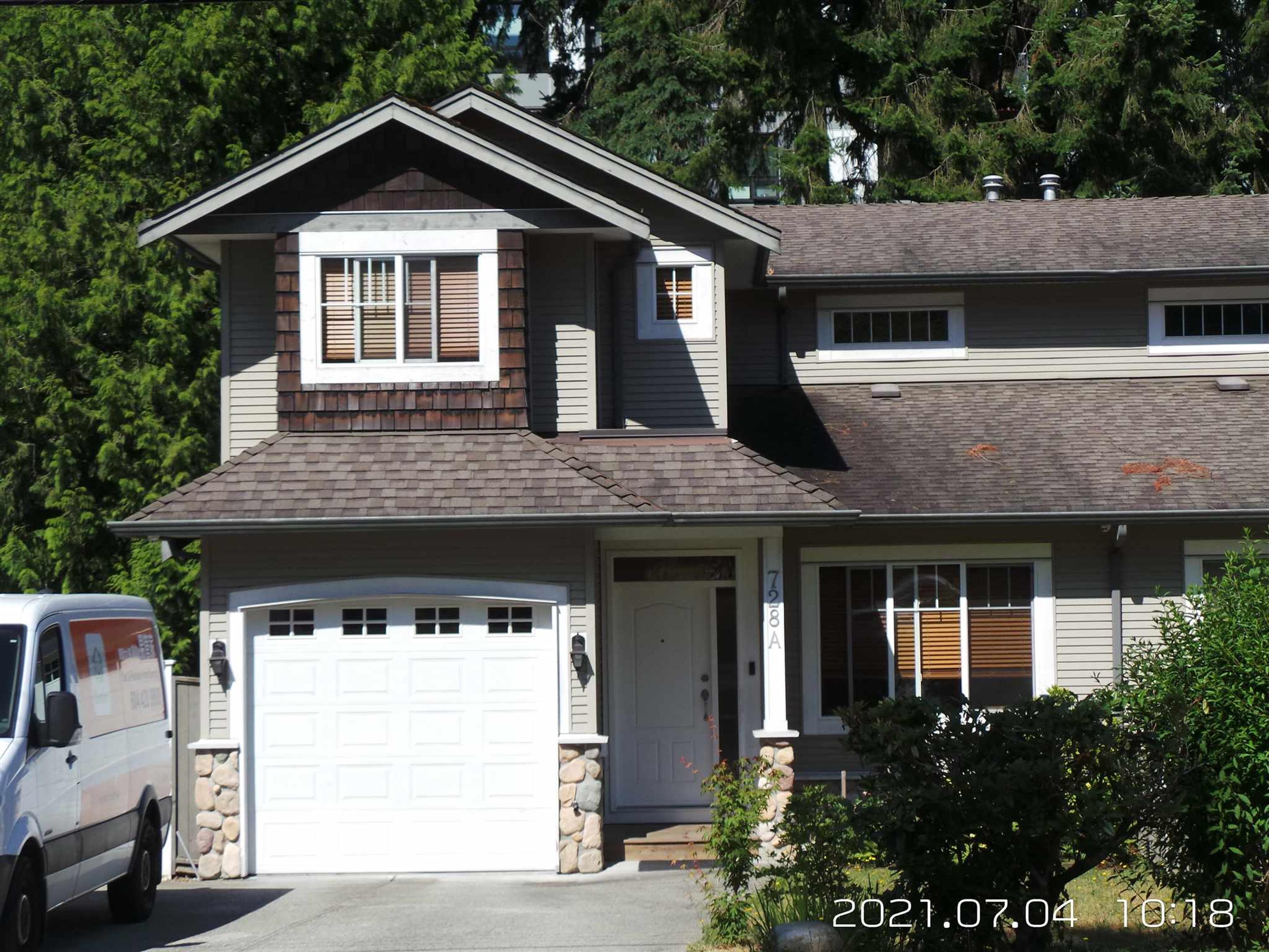 728A Dogwood Street, Coquitlam - Exteriors - Photo 1