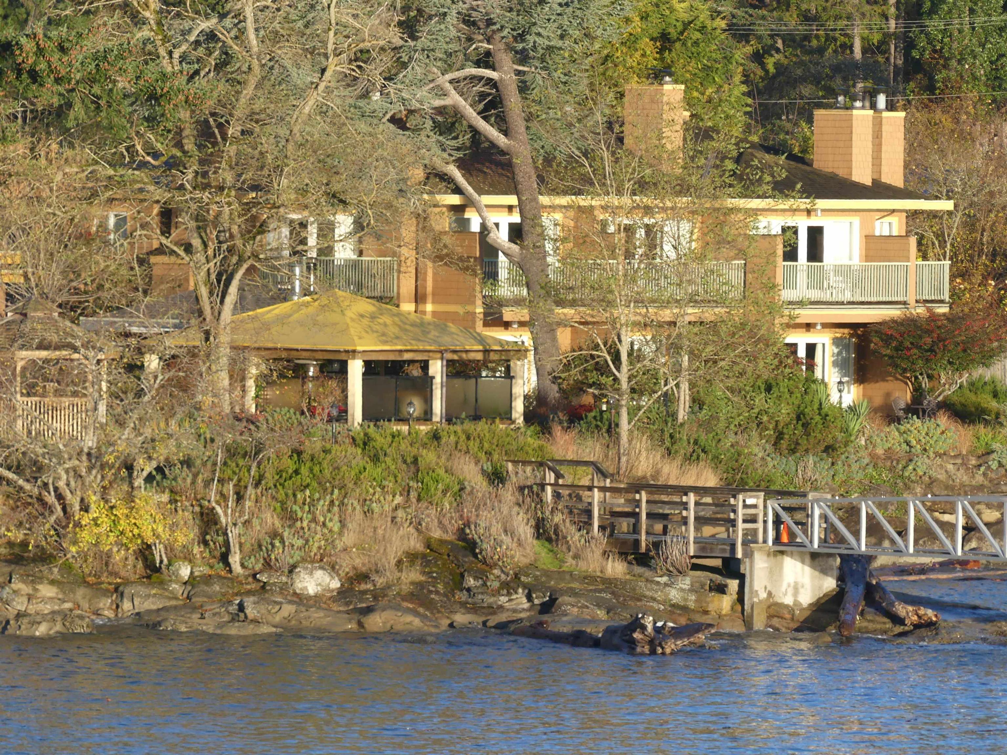 134 Madrona Road, Galiano Island - Exteriors - Photo 1