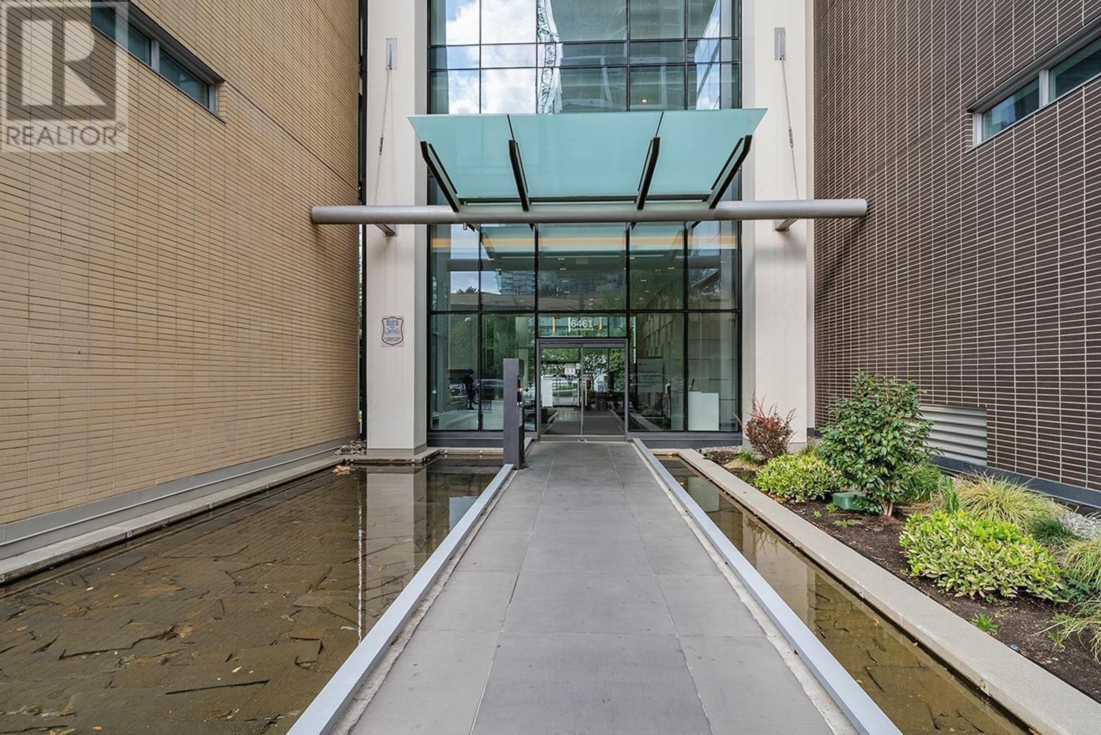 6461 Telford Avenue, Burnaby - Exteriors - Photo 2