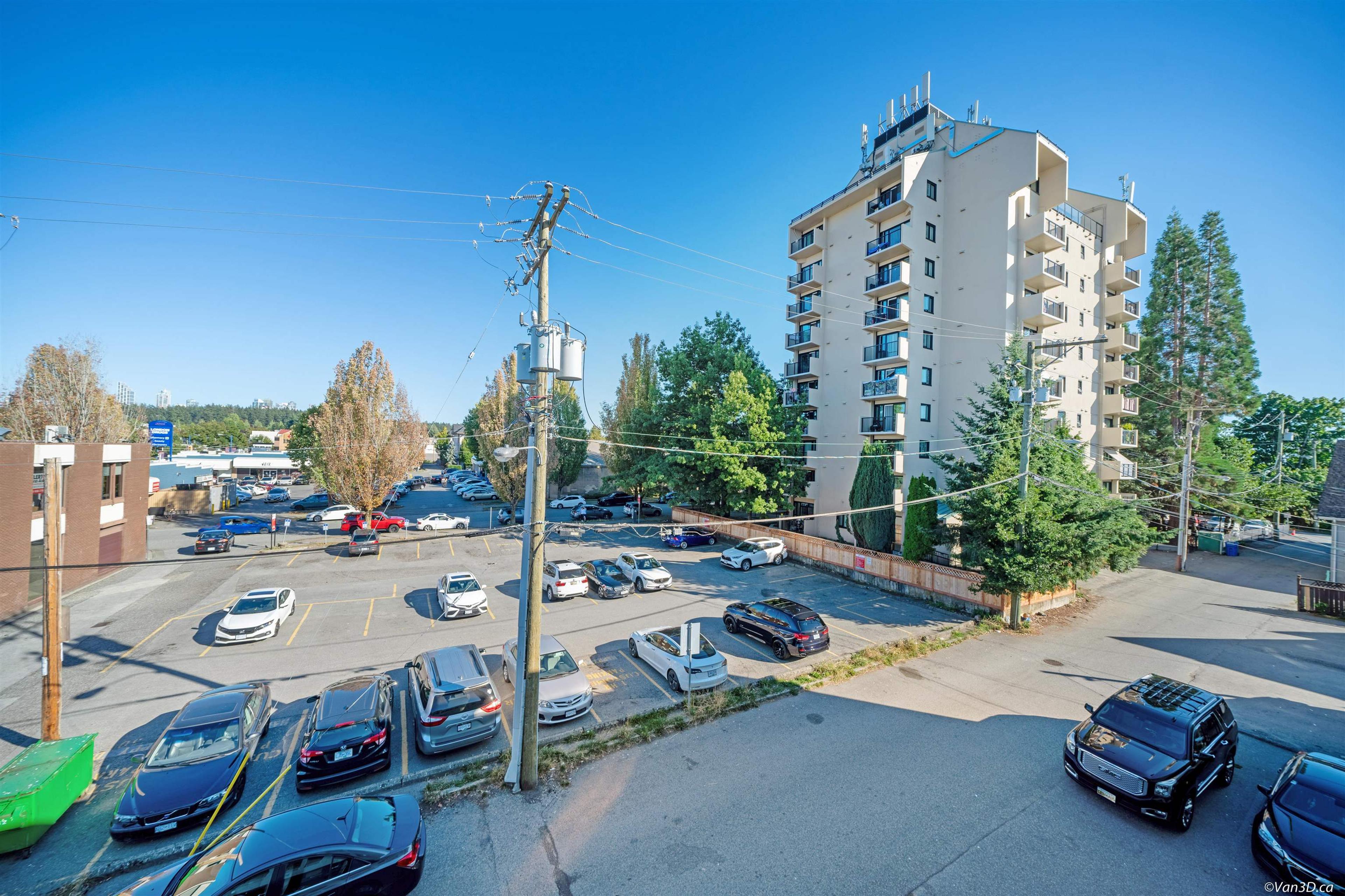 5520 Joyce Street, Vancouver - Exteriors - Photo 2