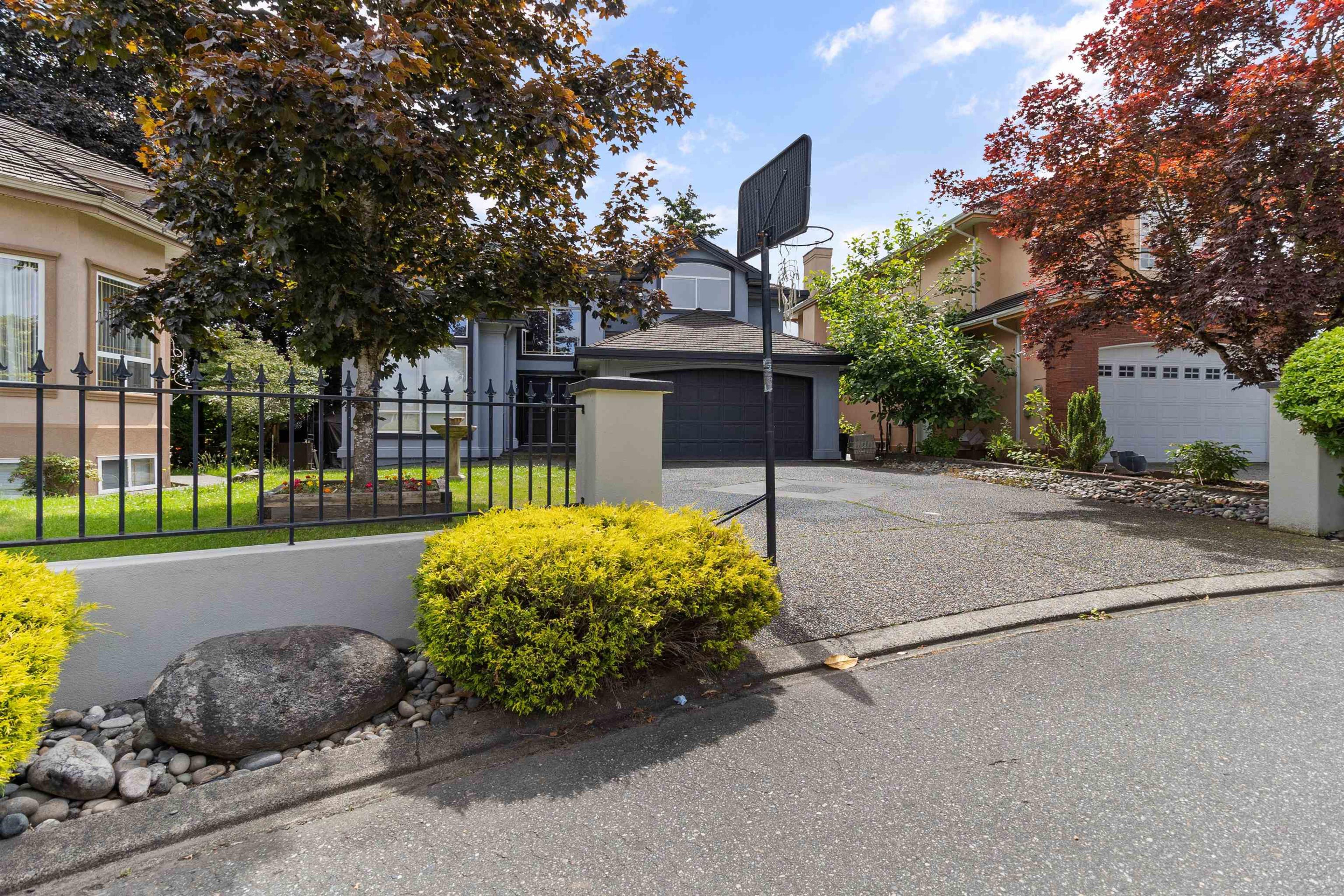 31600 Old Yale Road, Abbotsford - Exteriors - Photo 1