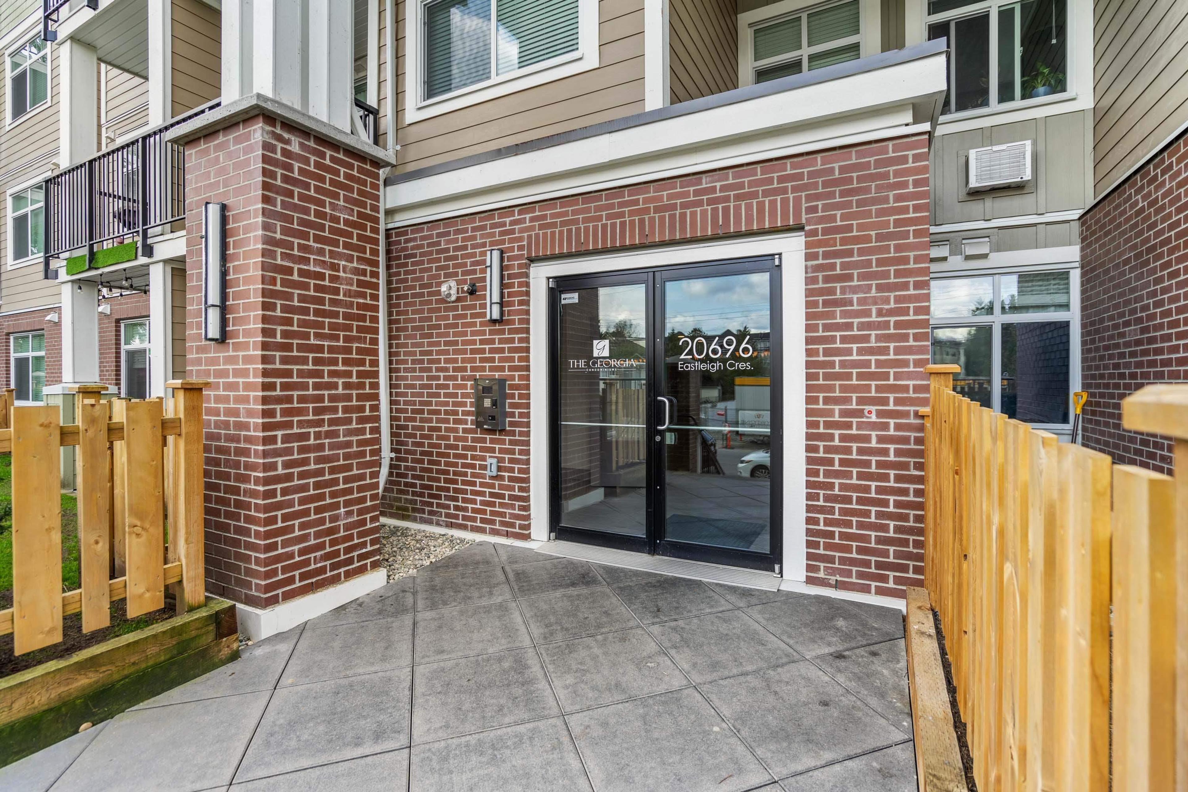 20696 Eastleigh Crescent, Langley - Exteriors - Photo 1