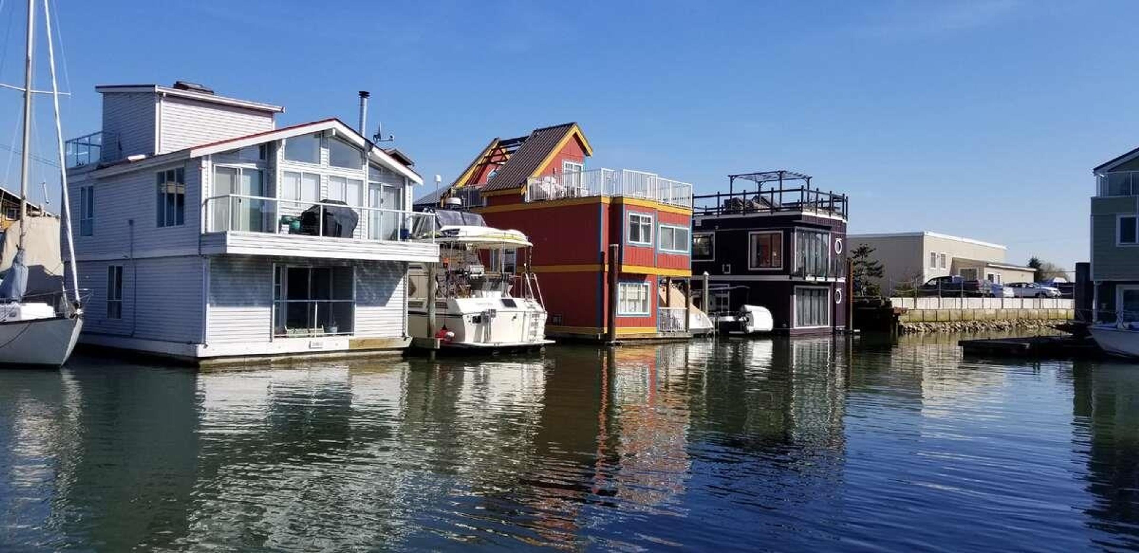 3473 W River Road, Delta - Exteriors - Full Complex View - Photo 5