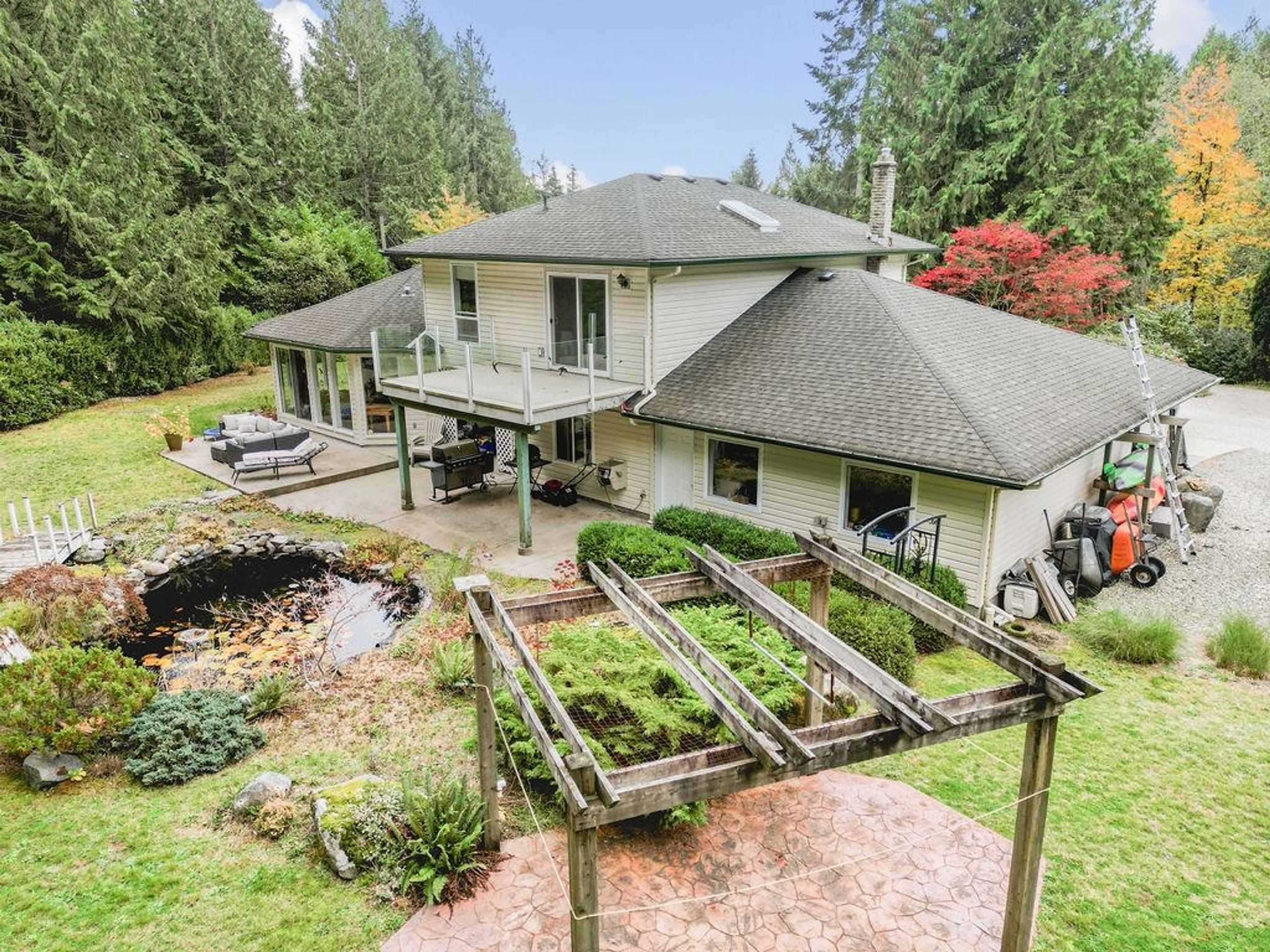 1266 Reed Road, Gibsons - Exteriors - Drone/Aerial View - Photo 5