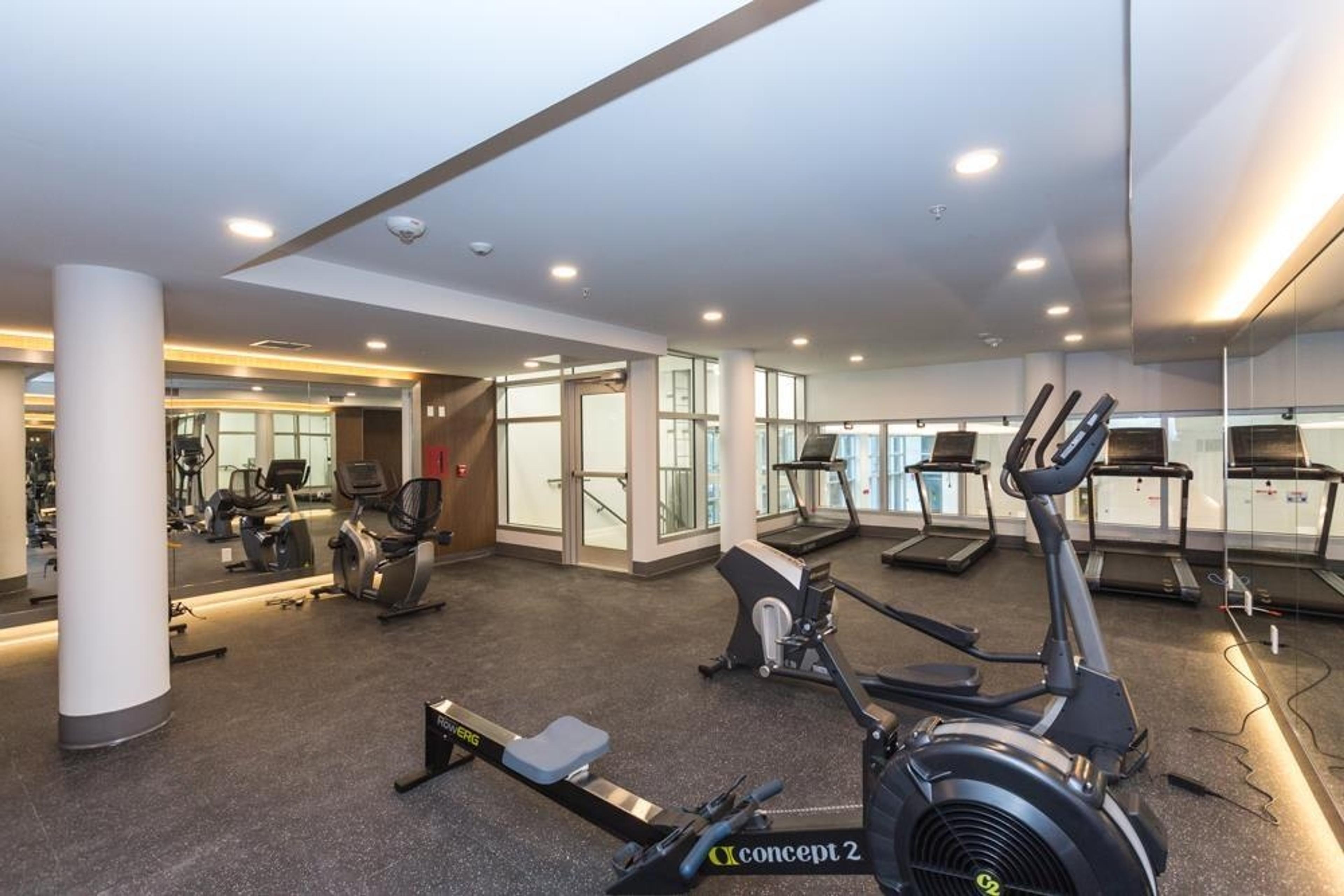 3200 Corvette Way, Richmond - Indoor Amenities - Fitness centers / Gyms - Photo 2