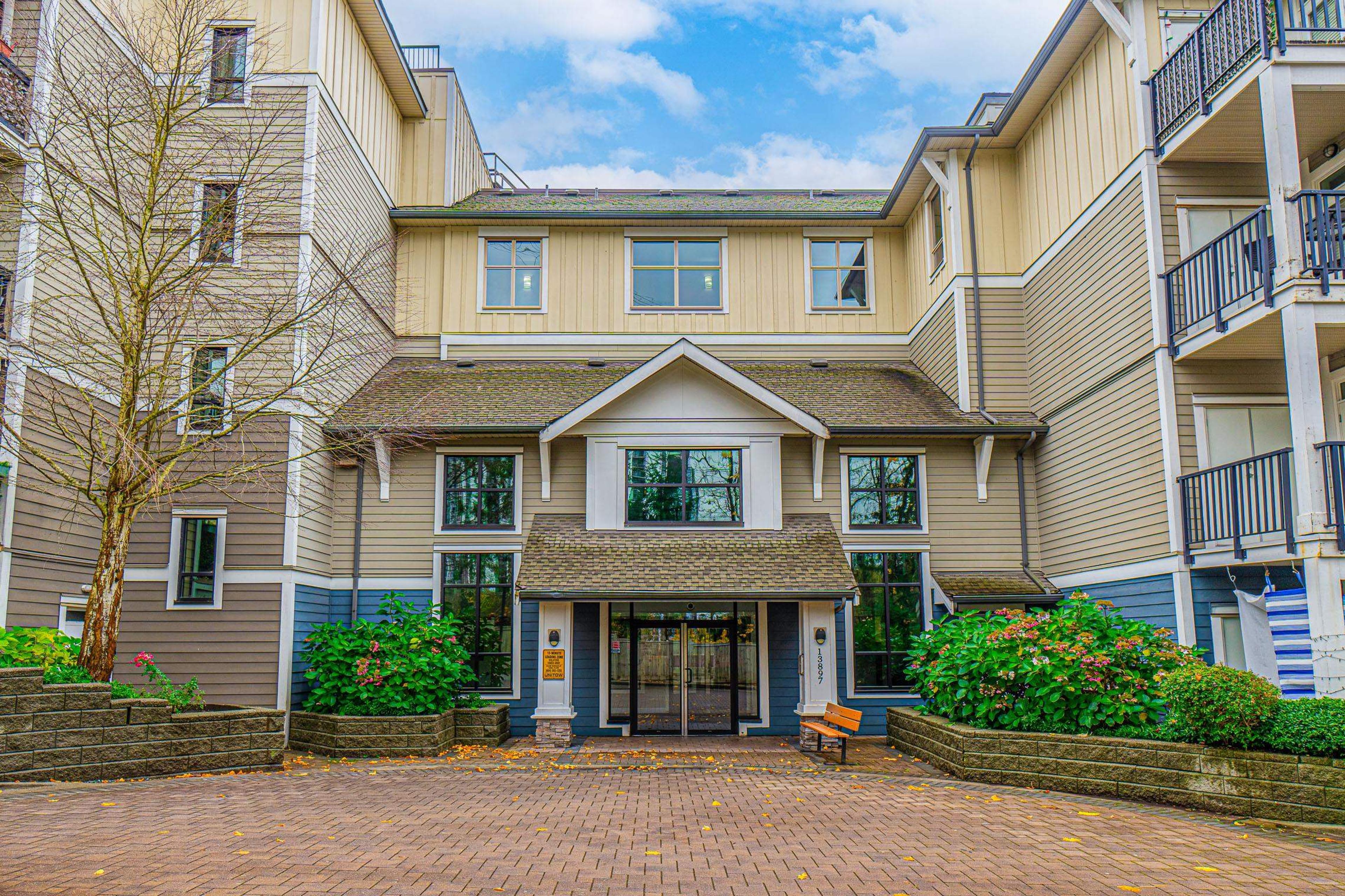 13897 Fraser Highway, Surrey - Exteriors - Photo 3