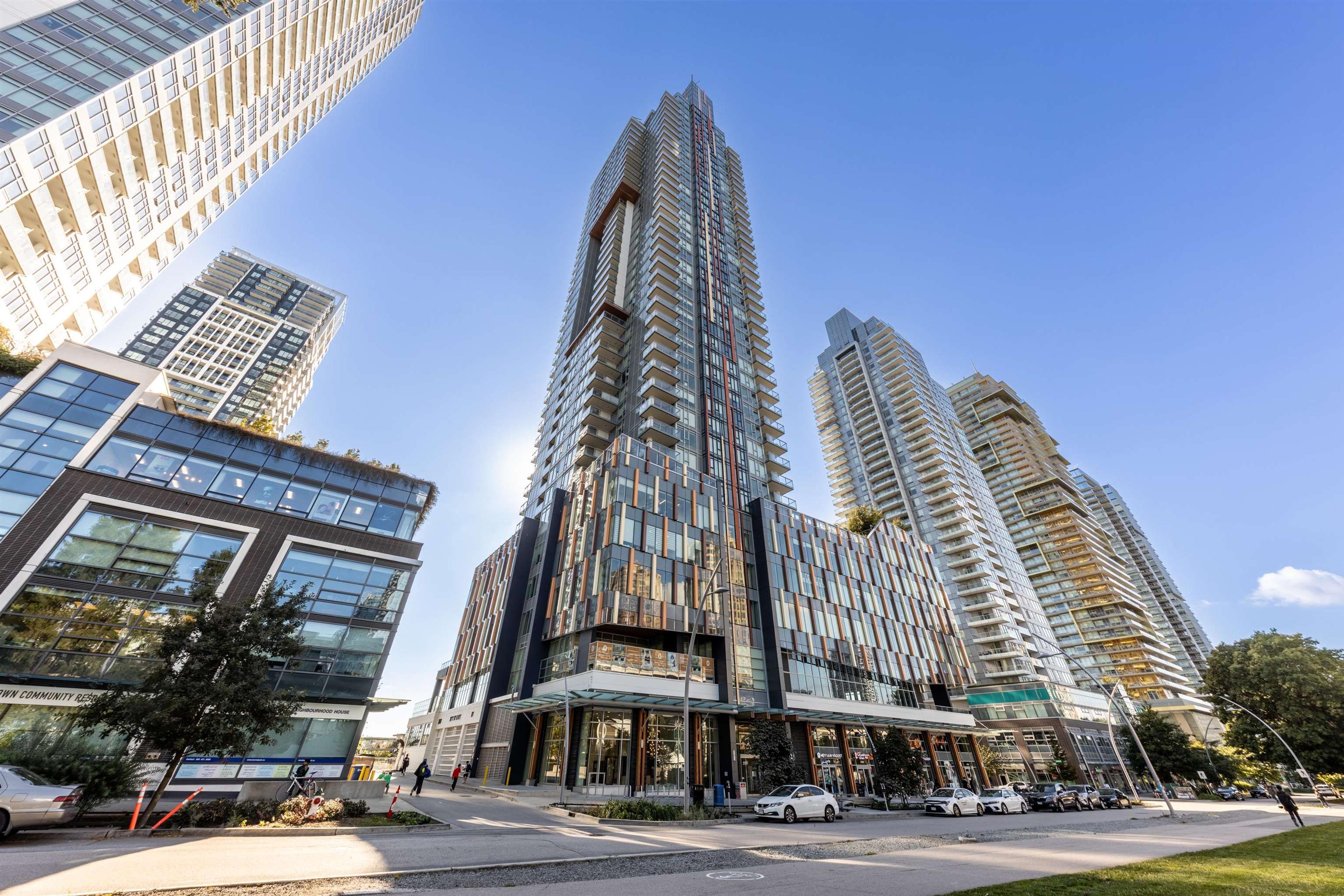 4458 Beresford Street, Burnaby - Exteriors - Photo 2